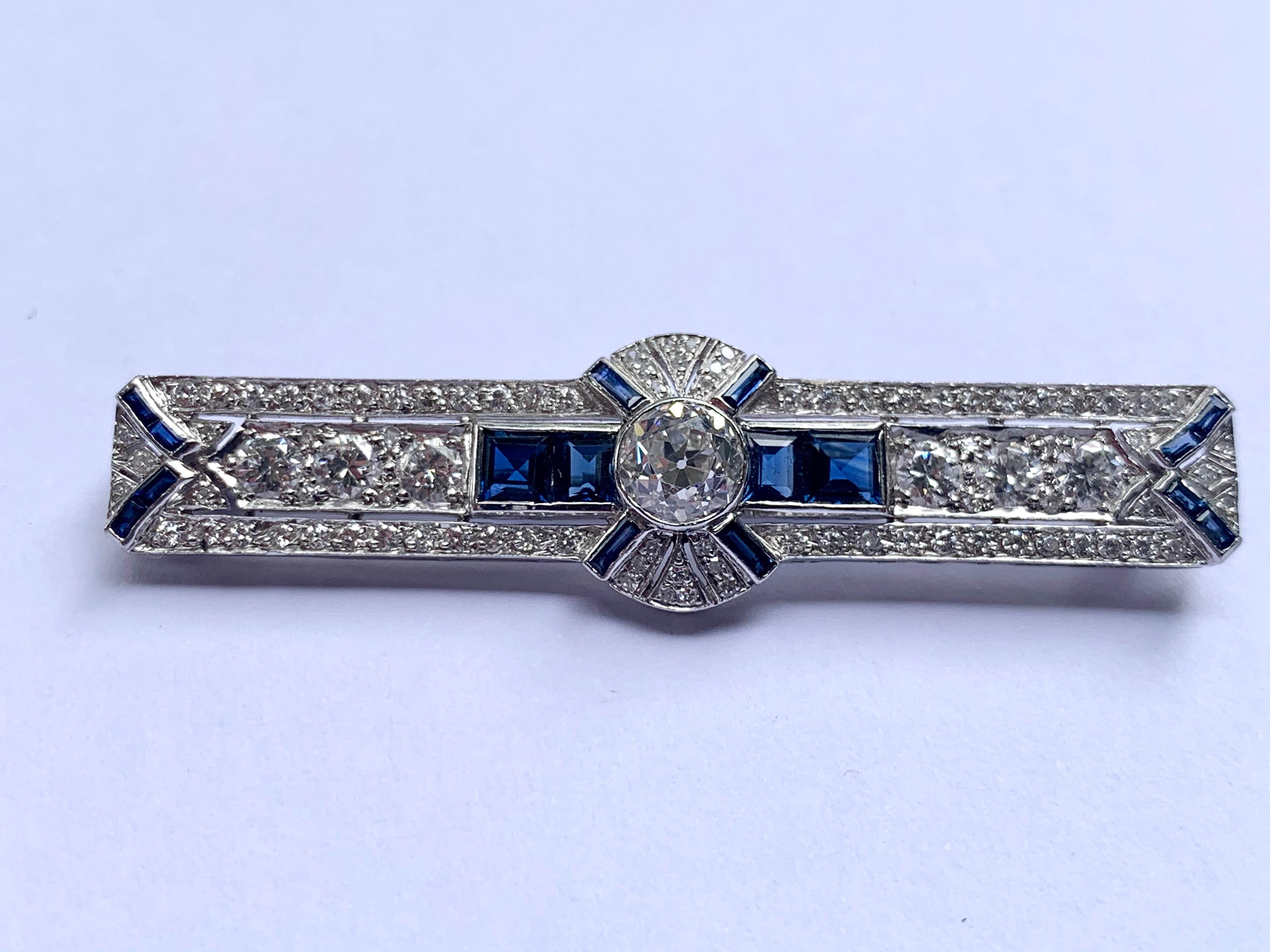 Art Deco Sapphire and Diamond Bar Pin Platinum For Sale 2