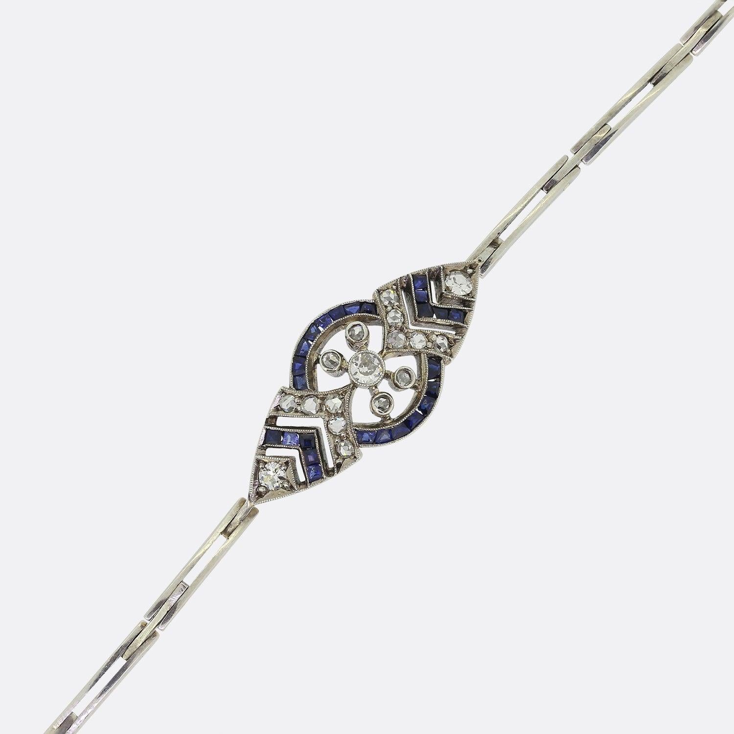 Bracelet Art déco en saphirs et diamants Pour femmes en vente