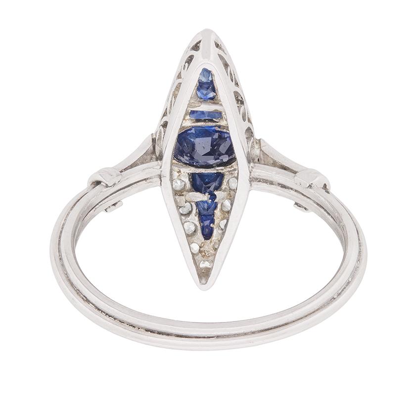 Art Deco Sapphire and Diamond Dress Ring, circa 1920s im Zustand „Hervorragend“ in London, GB