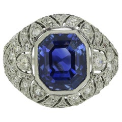 Art Deco Sapphire and Diamond Filigree Ring