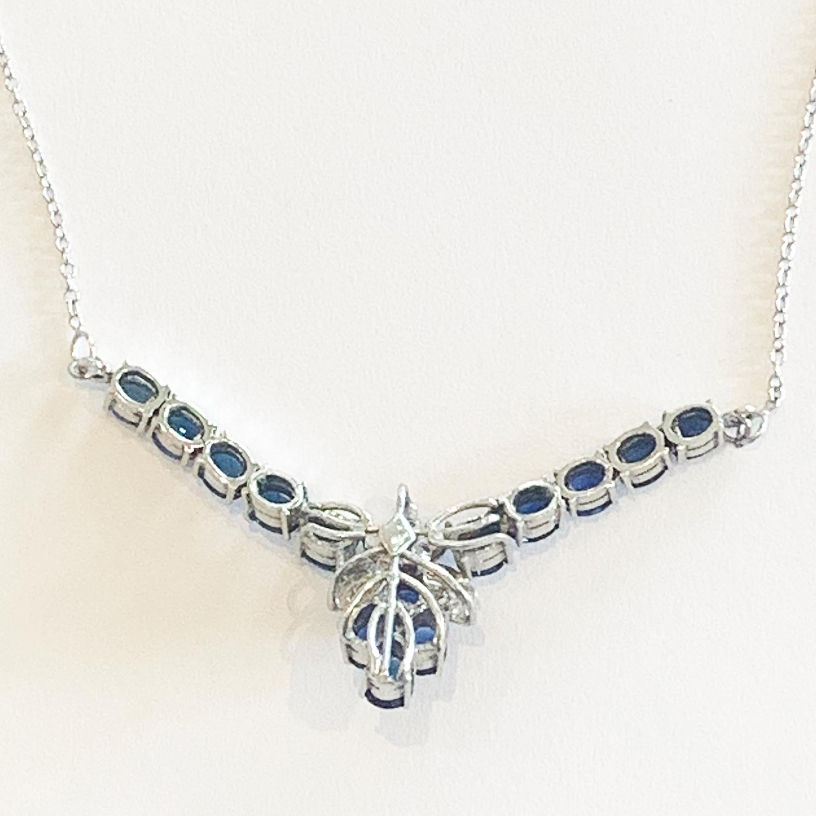 Art Deco Sapphire and Diamond necklace set in white gold and palladium Damen