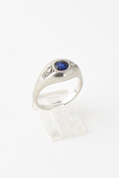 Art Deco Sapphire and Diamond Platinum Ring