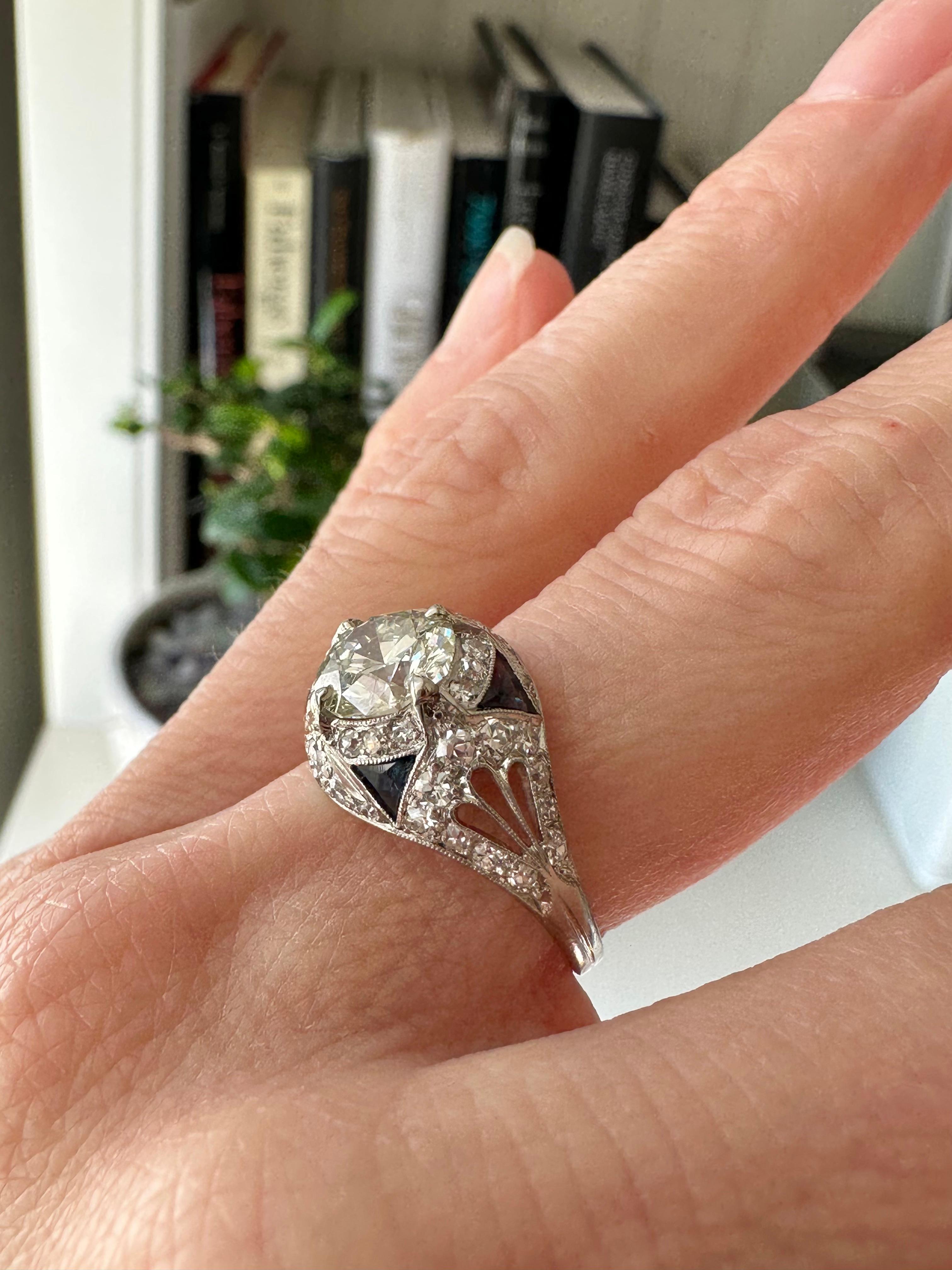 Women's Art Deco Sapphire and Diamond Ring