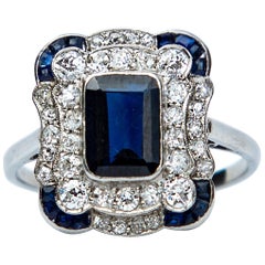 Antique Art Deco Sapphire and Diamond Ring