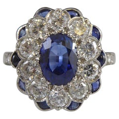 Vintage Art Deco Sapphire and Diamond Ring in Platinum