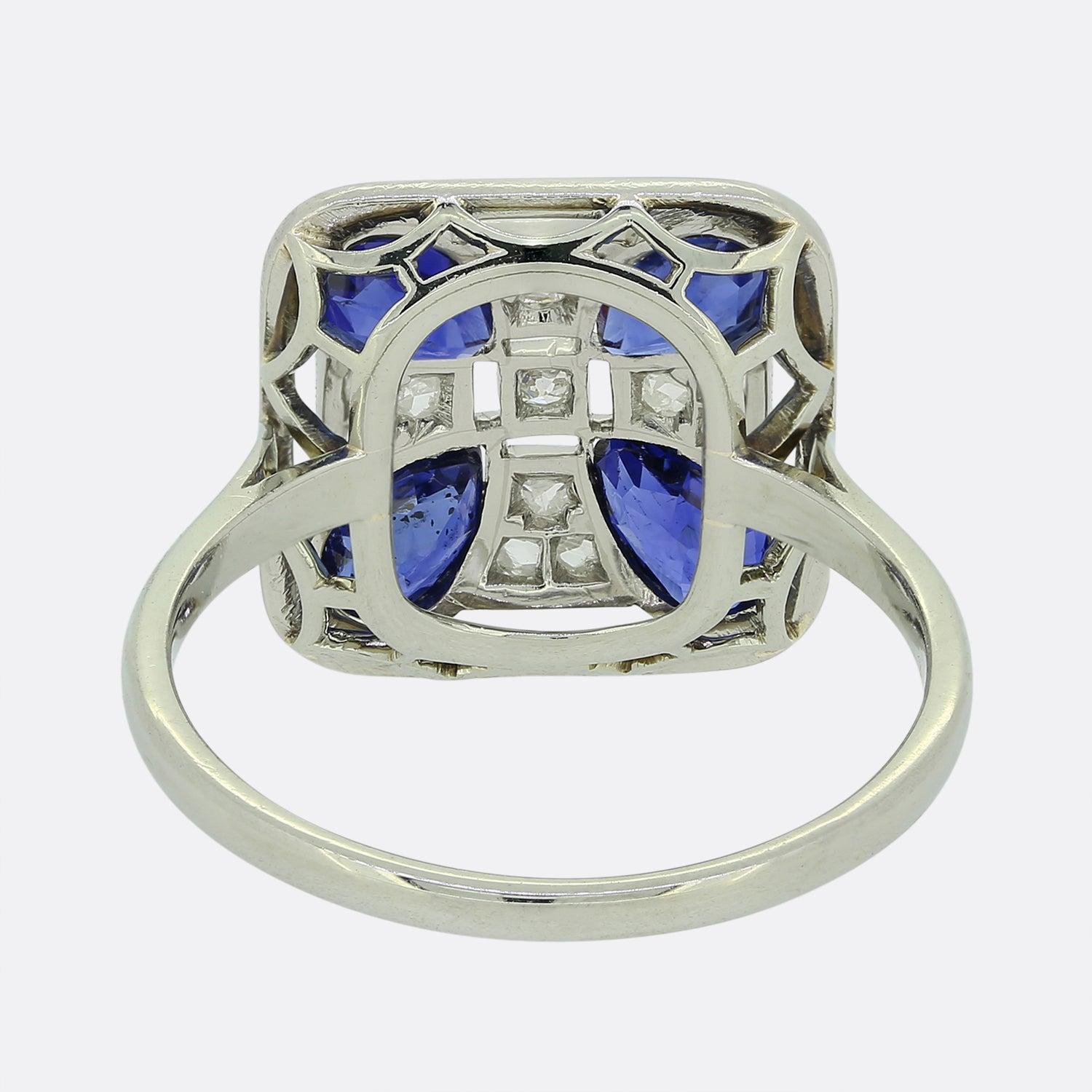 Art Deco Sapphire and Diamond Tablet Ring In Good Condition For Sale In London, GB