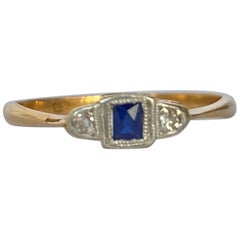 Art Deco Sapphire and Diamond Three-Stone 18 Carat Gold Ring
