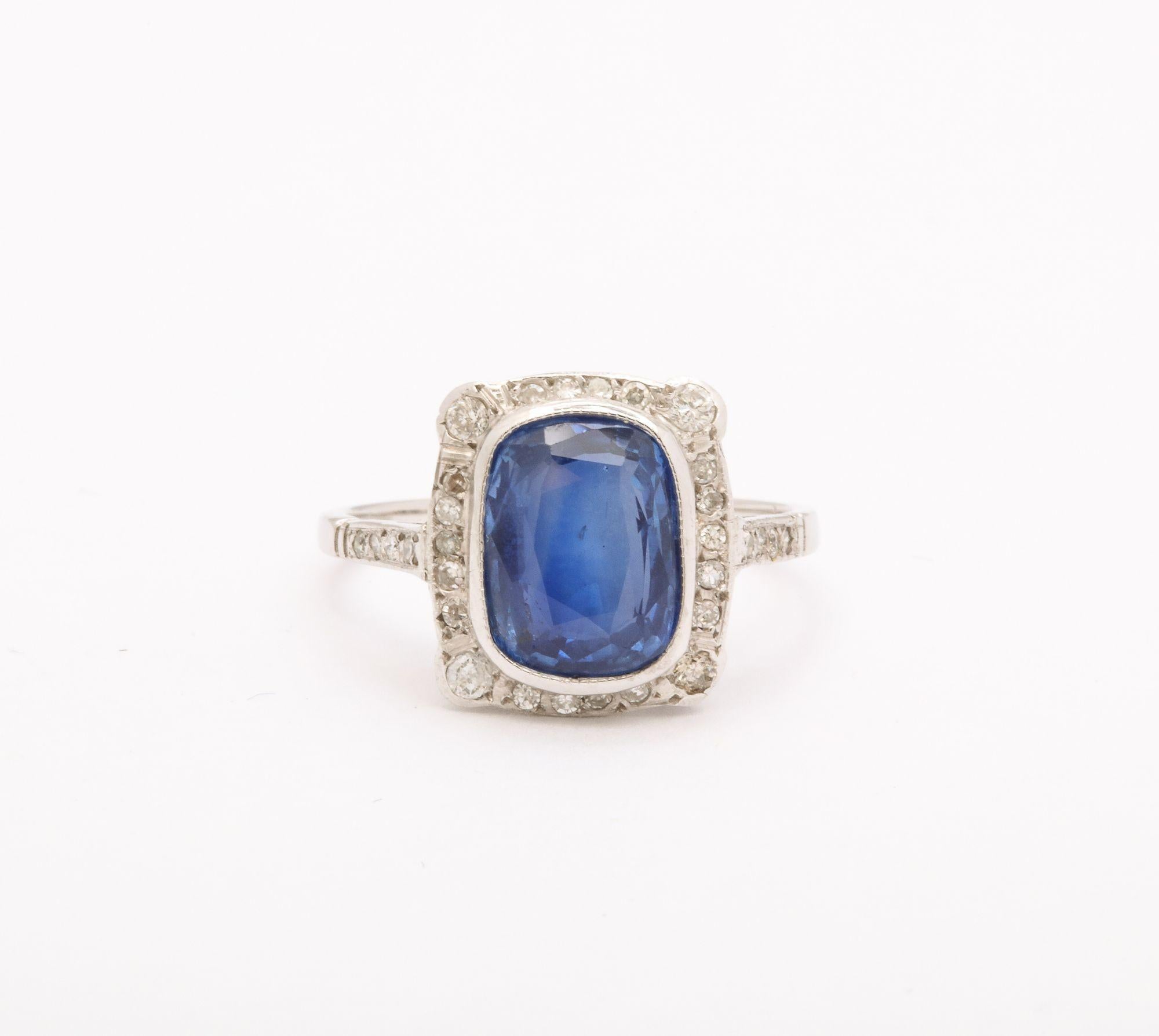Art Deco Cushion Cut Natural  Sapphire and Diamond Ring For Sale 2