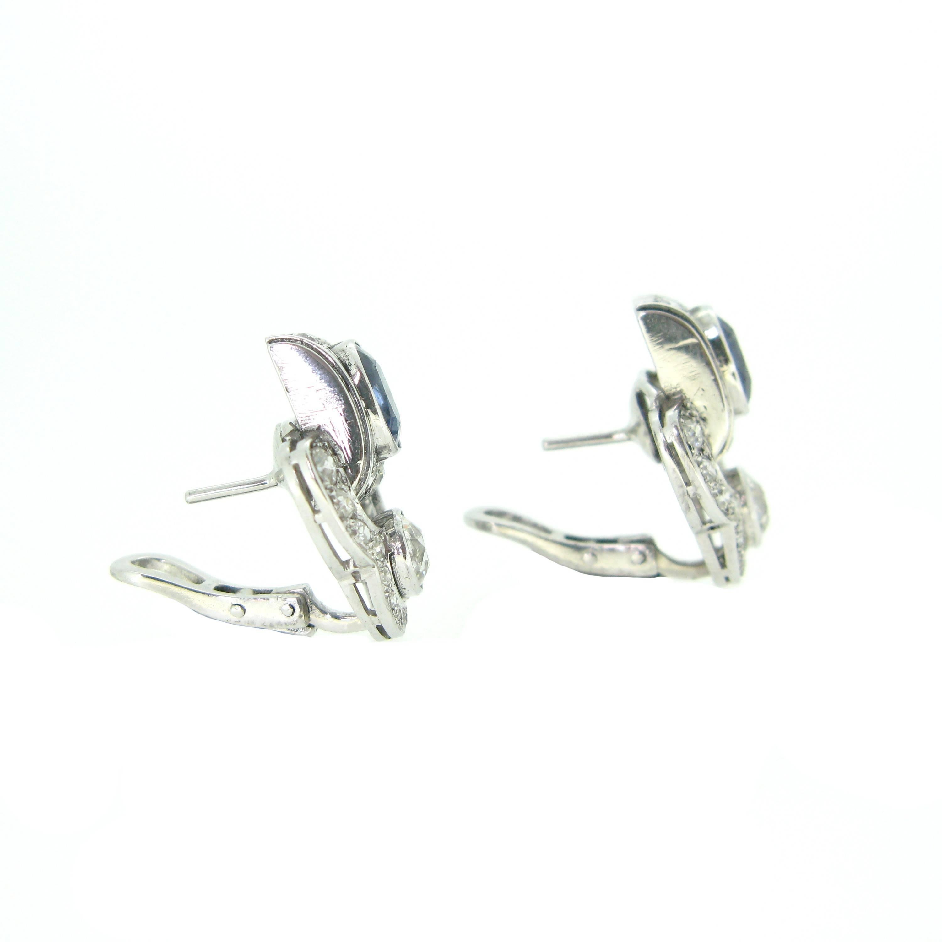 Art Deco Sapphire and Diamonds White Gold and Platinum Earrings In New Condition In London, GB