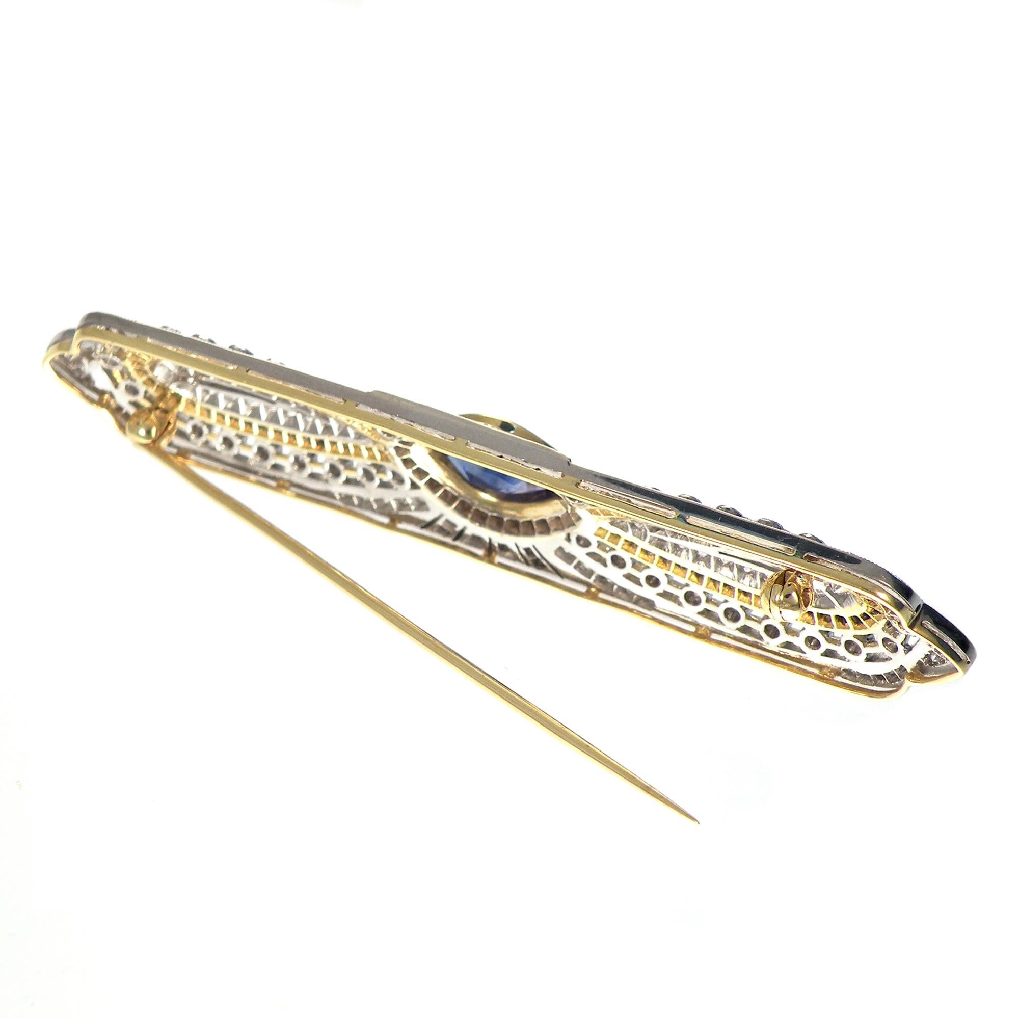 Marquise Cut Art Deco Sapphire Diamond 18 Karat Yellow White Gold Brooch For Sale