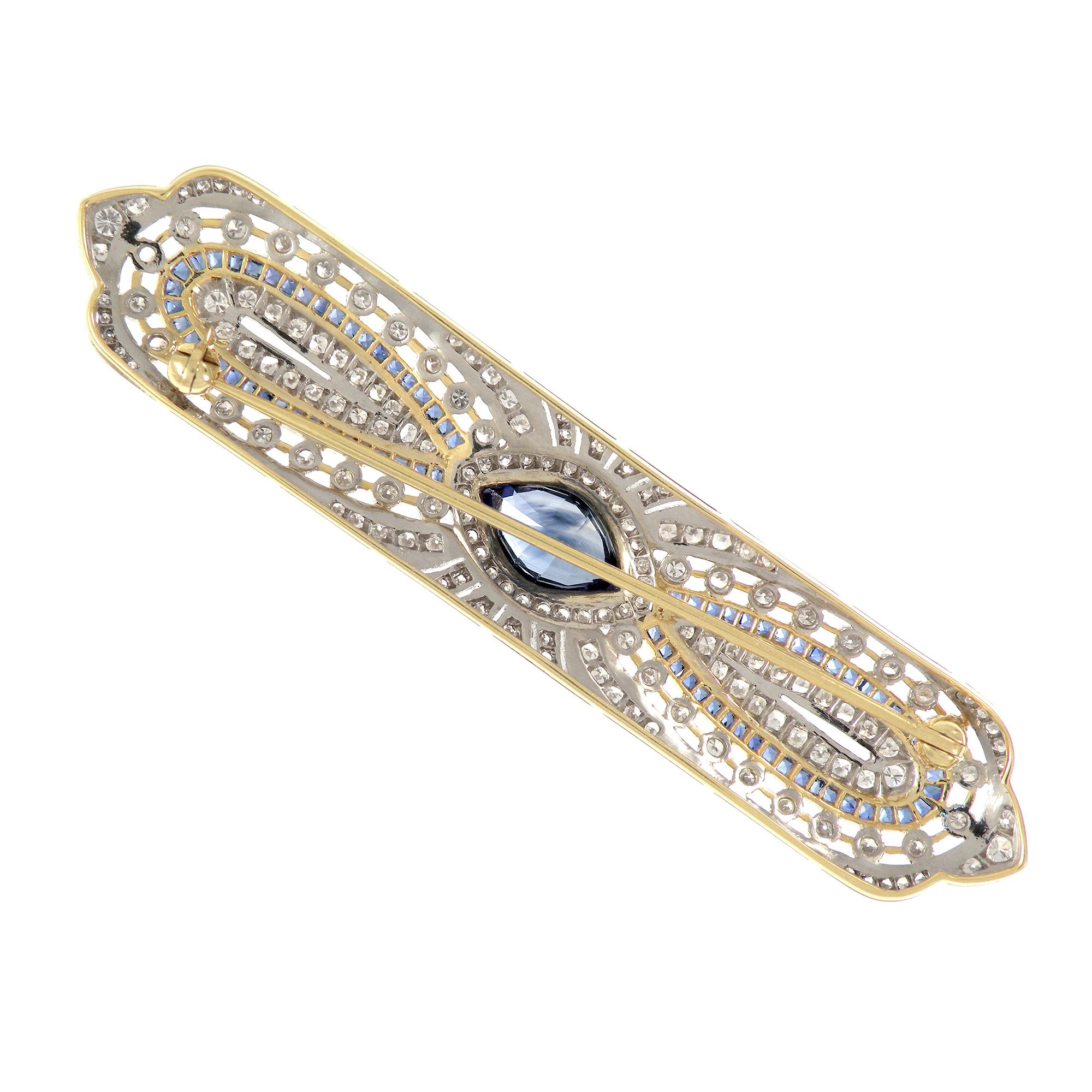 Art Deco Sapphire Diamond 18 Karat Yellow White Gold Brooch In New Condition For Sale In Bangkok, TH