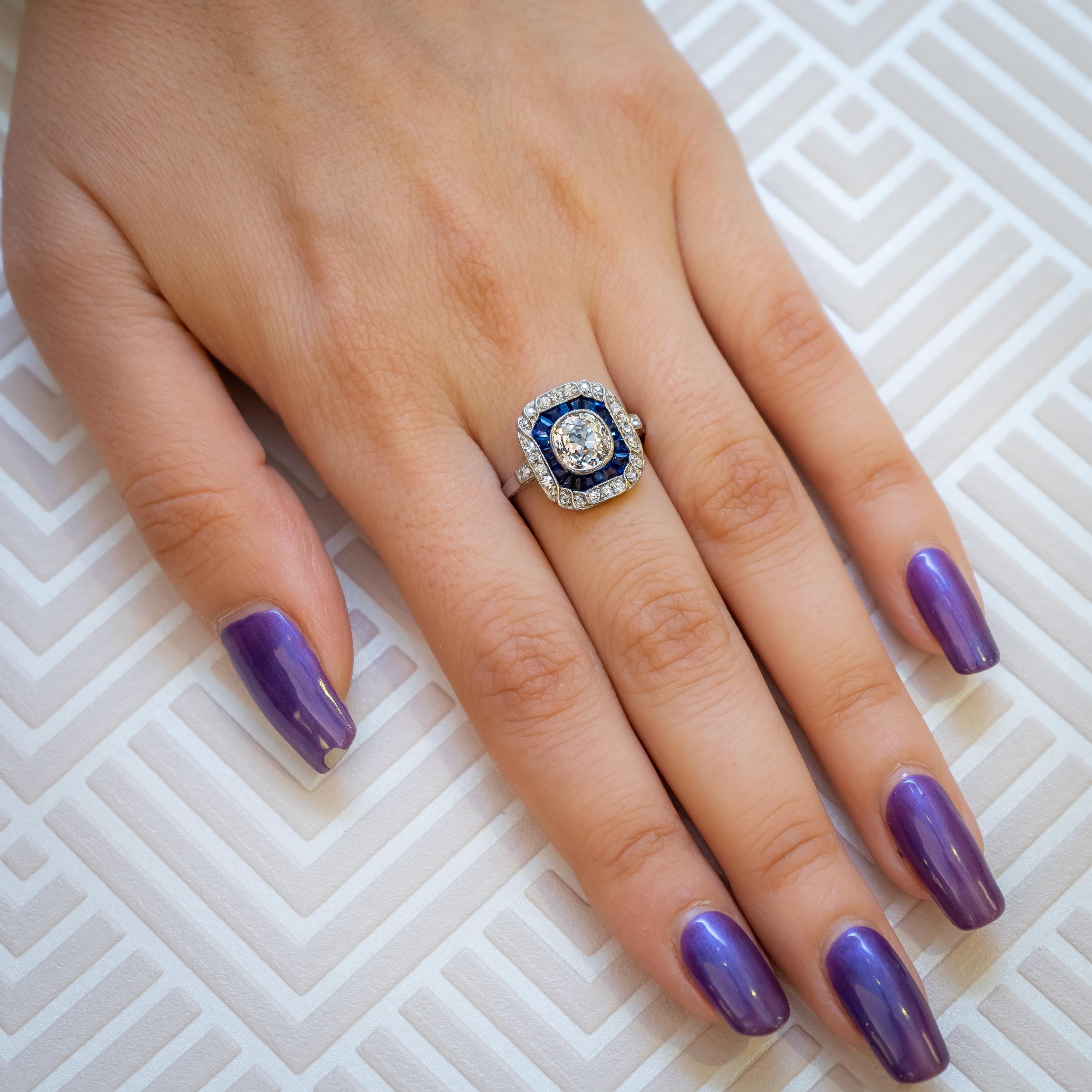 Art Deco Ring aus Platin mit Saphiren, Diamanten und Platin, 1,30 Karat (Alteuropäischer Schliff) im Angebot