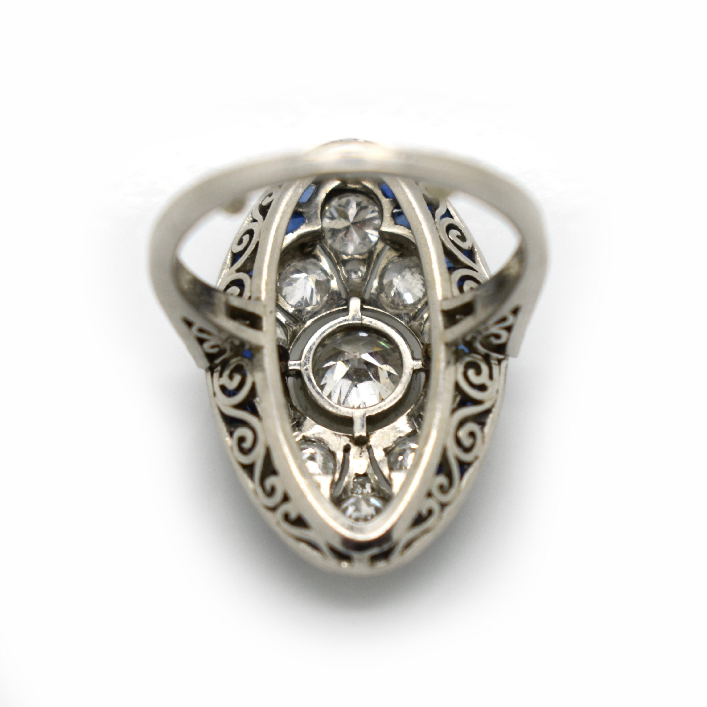 Women's Art Deco Sapphire, Diamond and Platinum Ring, Circa 1930 For Sale