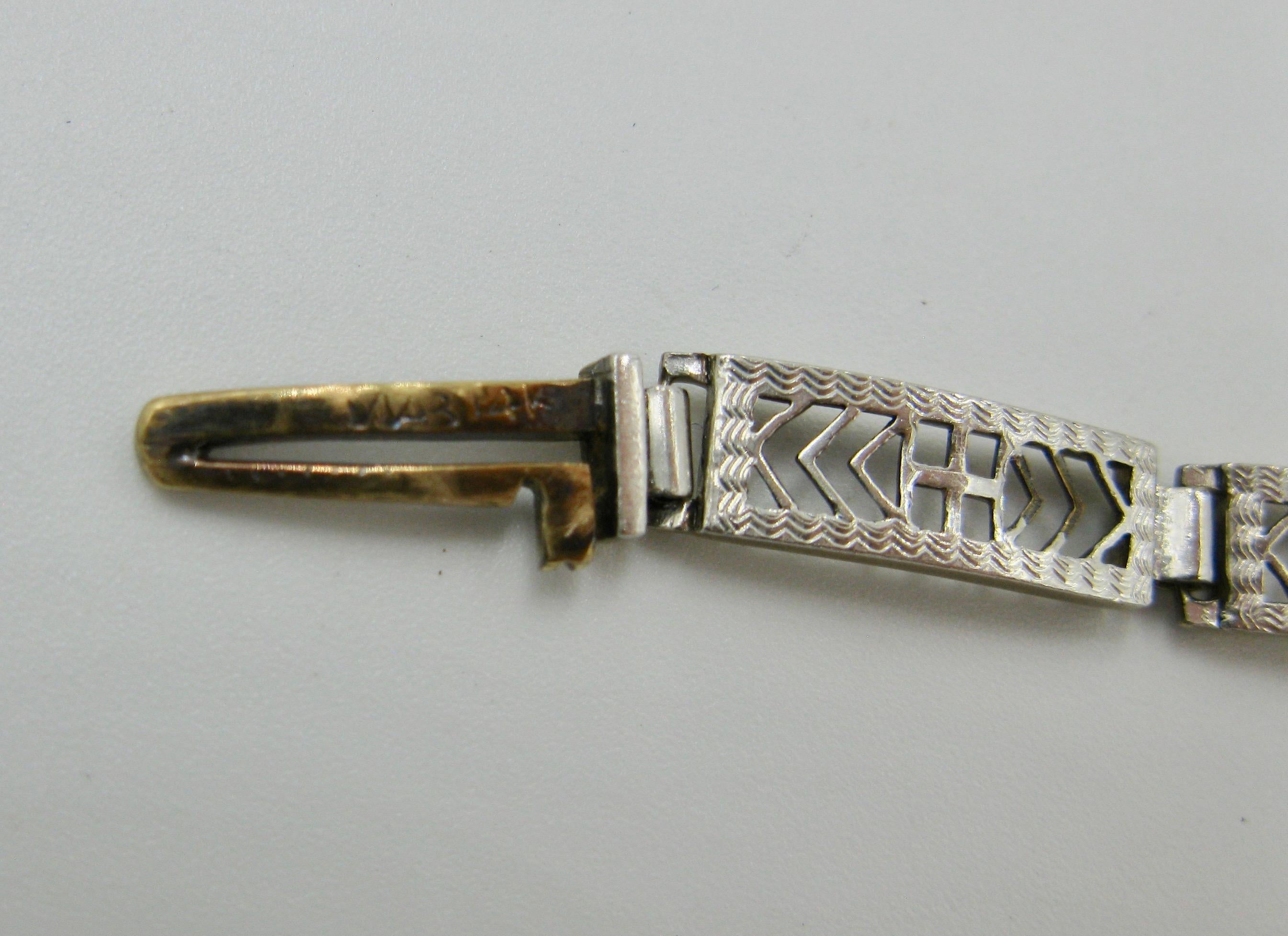 Bracelet Art Déco en or blanc 14 carats avec saphir GH VS et diamants taille vieille mine de style édouardien en vente 7