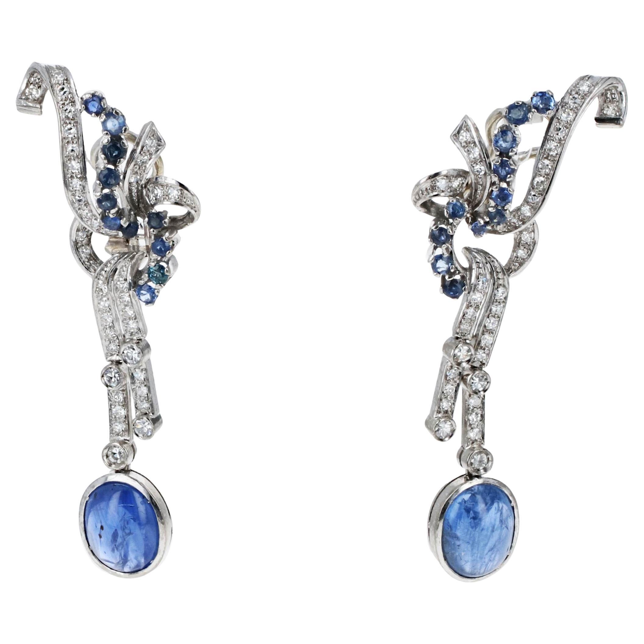Boucles d'oreilles chandelier Art Déco en saphir et diamant, or blanc 18 carats