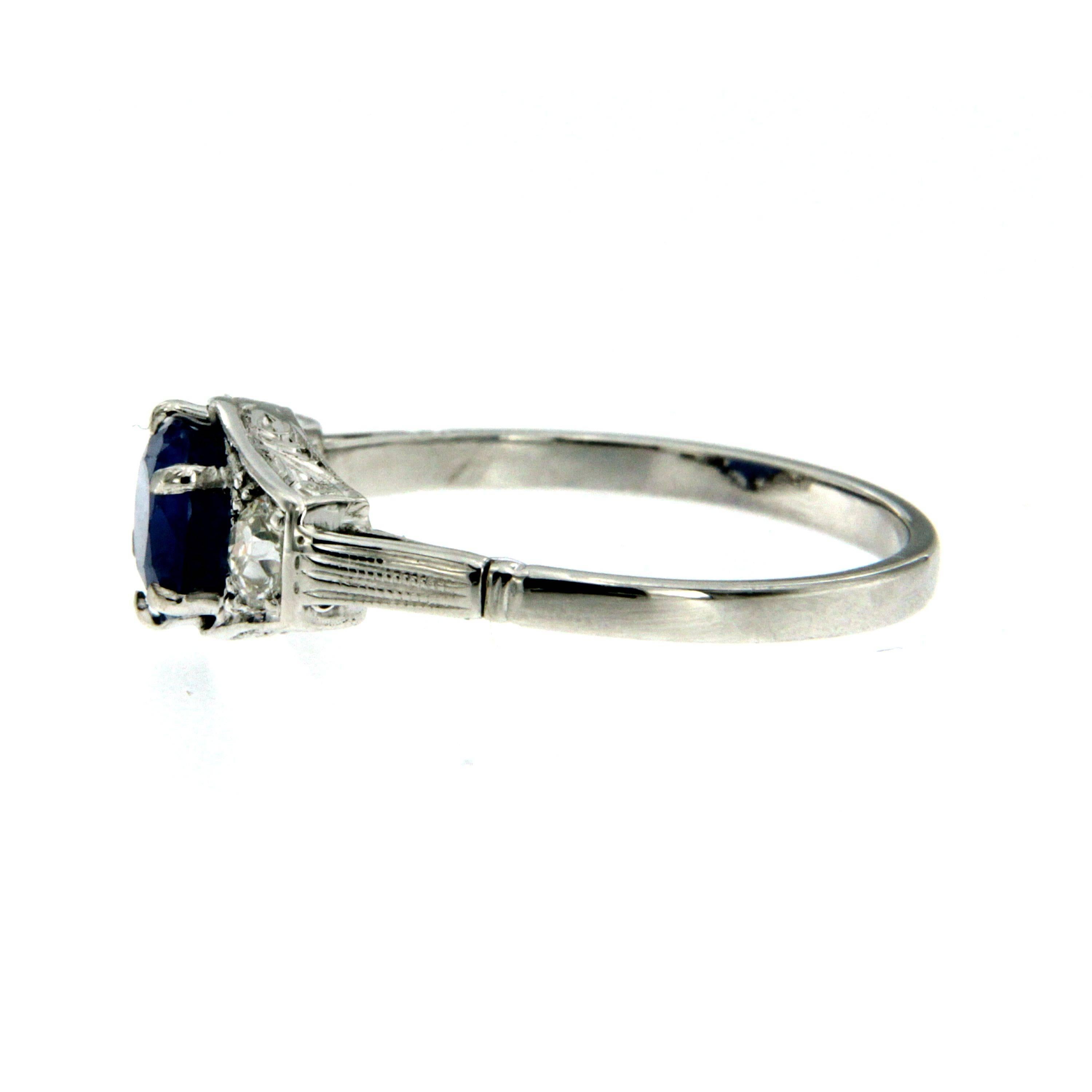 Art Deco Sapphire Diamond Engagement Gold Ring In Excellent Condition In Napoli, Italy