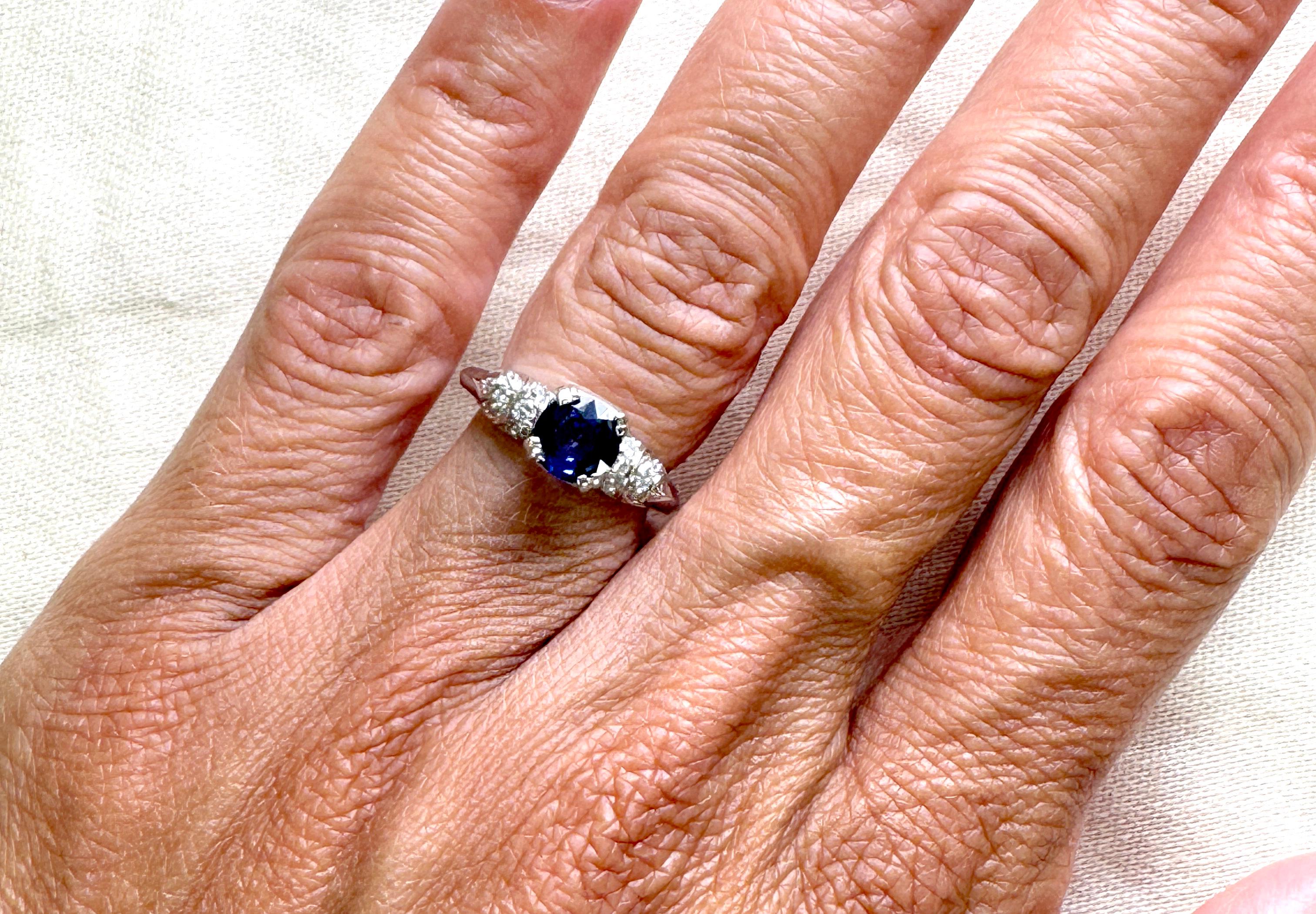 Donna Anello di fidanzamento Art Deco con zaffiro e diamante da 1,25 carati Originale del 1930 Dinhofer Bros A in vendita