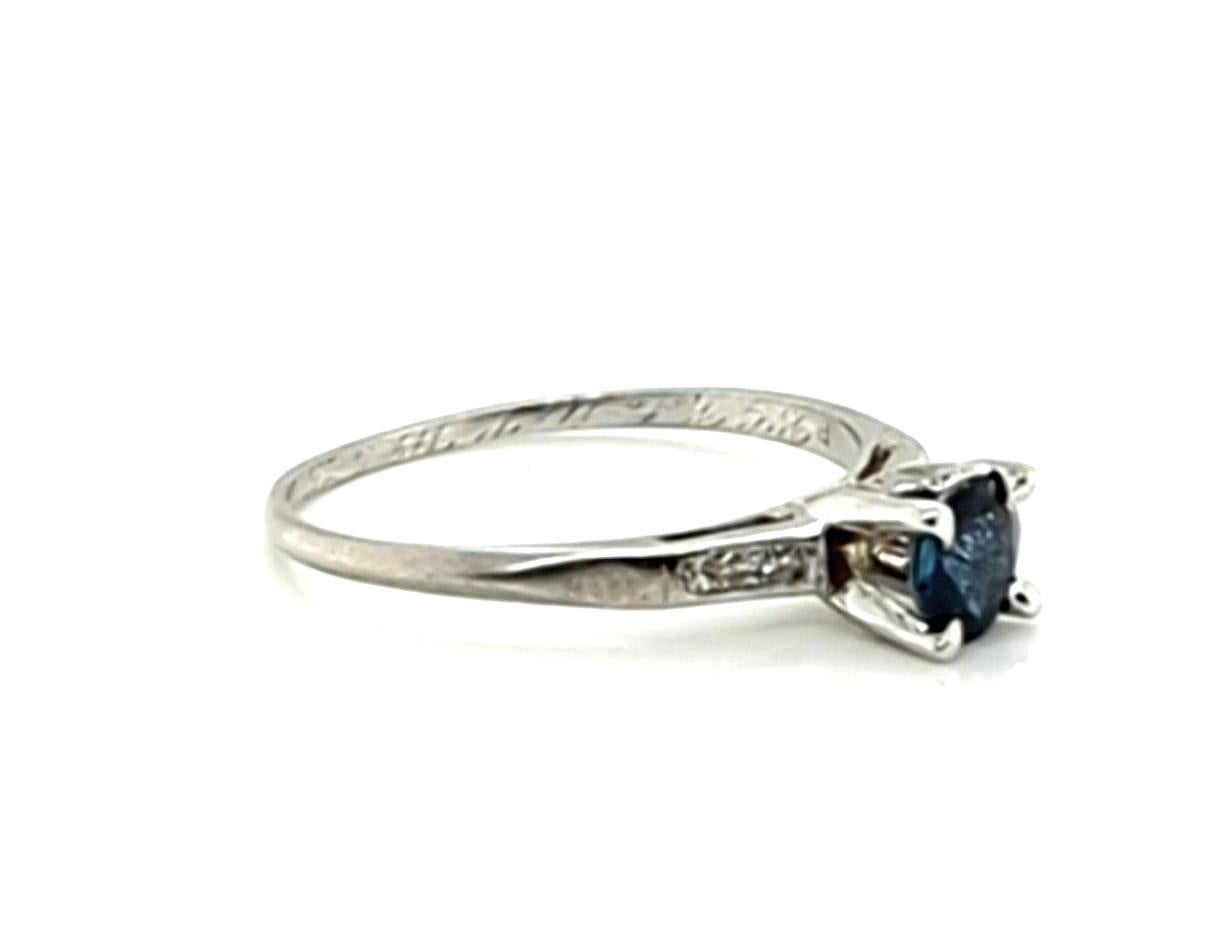 Arte Antiques Bague de fiançailles saphir diamant .70ct Original 1937 Antique Platinum Excellent état - En vente à Dearborn, MI