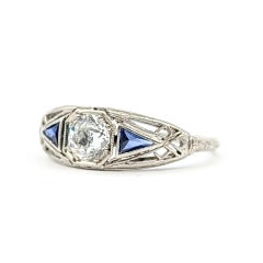 Anello Art Deco con zaffiro e diamante in platino