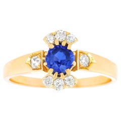 Antique Art Deco Sapphire & Diamond-Set Gold Ring