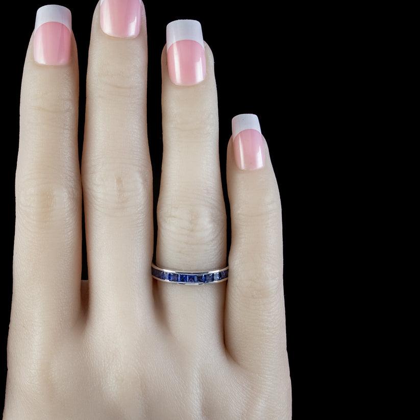 Art Deco Sapphire Eternity Ring In Good Condition For Sale In Kendal, GB