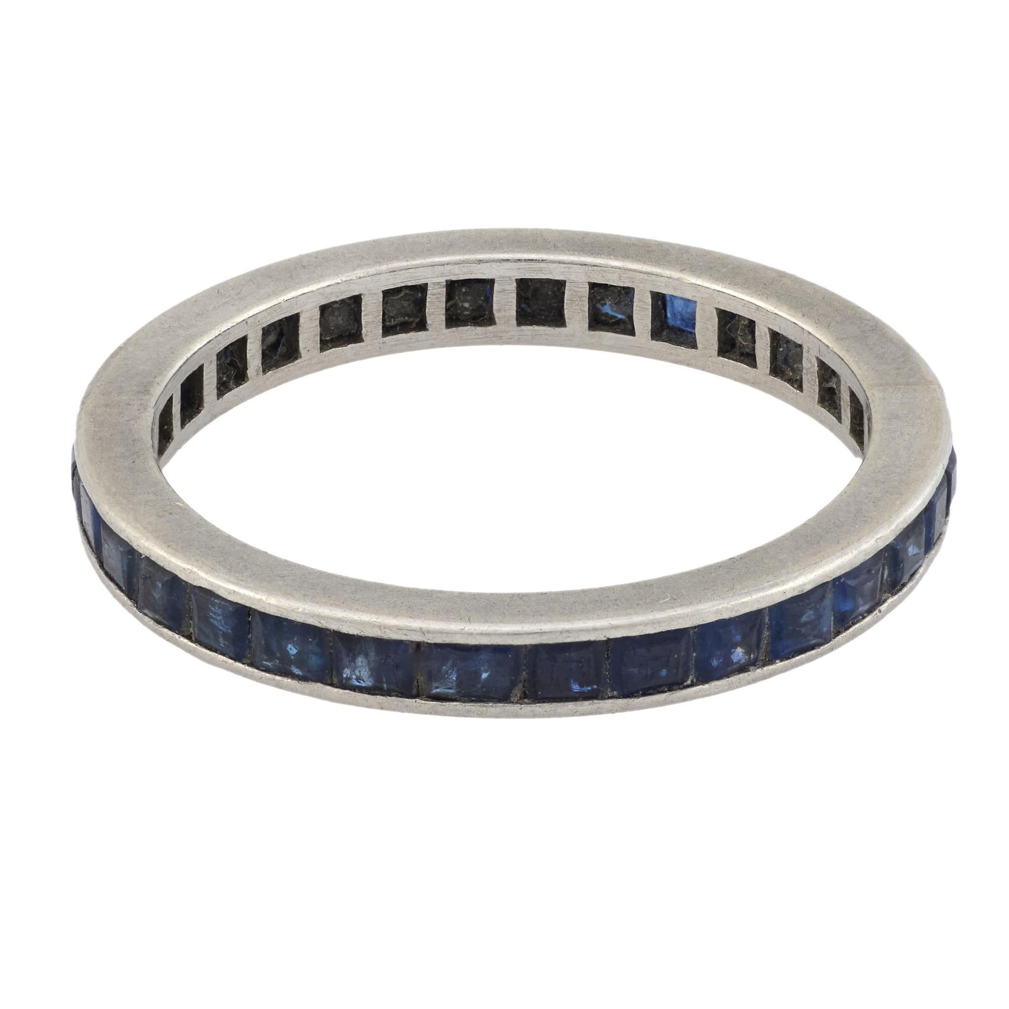 Taille carrée Bracelet d'éternité Art déco en saphir et platine en vente