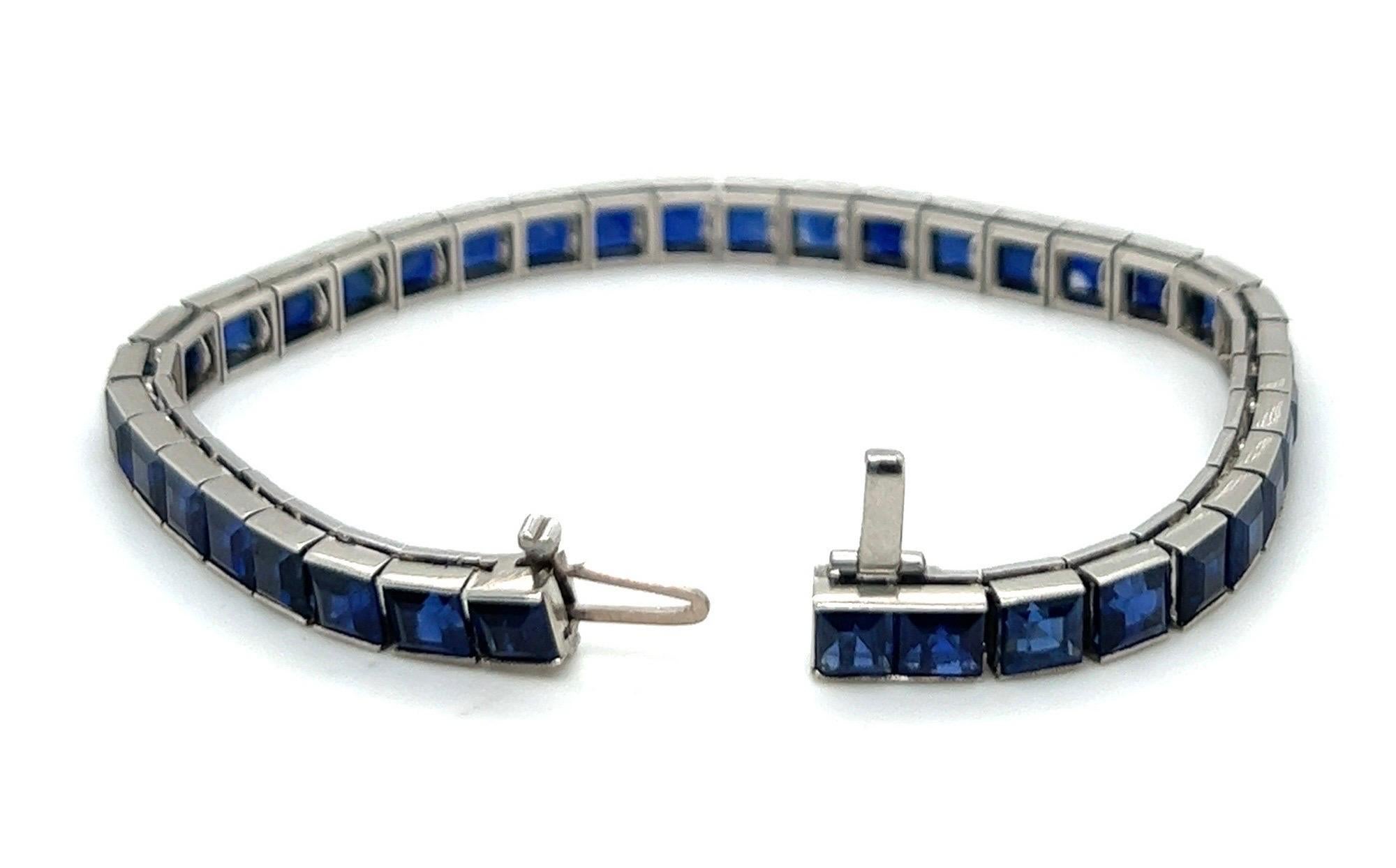 Art Déco Sapphire Platinum Rivère / Tennis Bracelet In Good Condition For Sale In Zurich, CH