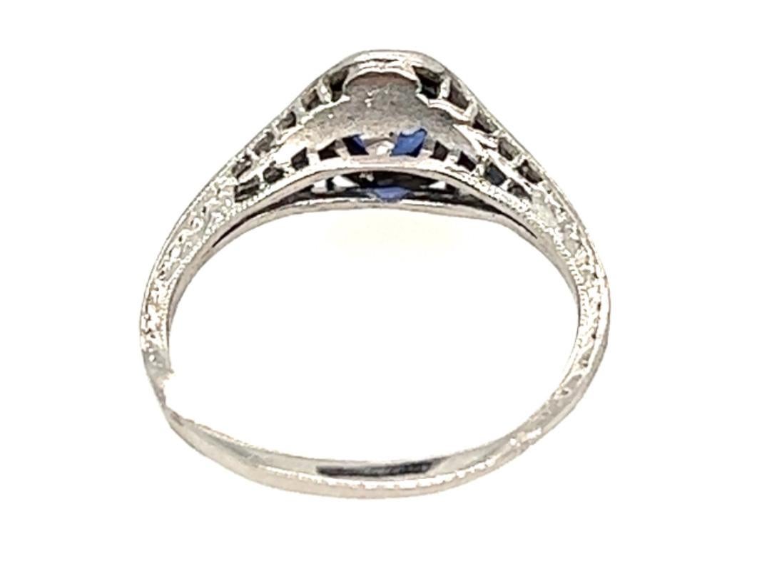 Art Deco Sapphire Ring .57ct Round Original 1930's Antique Vintage Platinum Pour femmes en vente