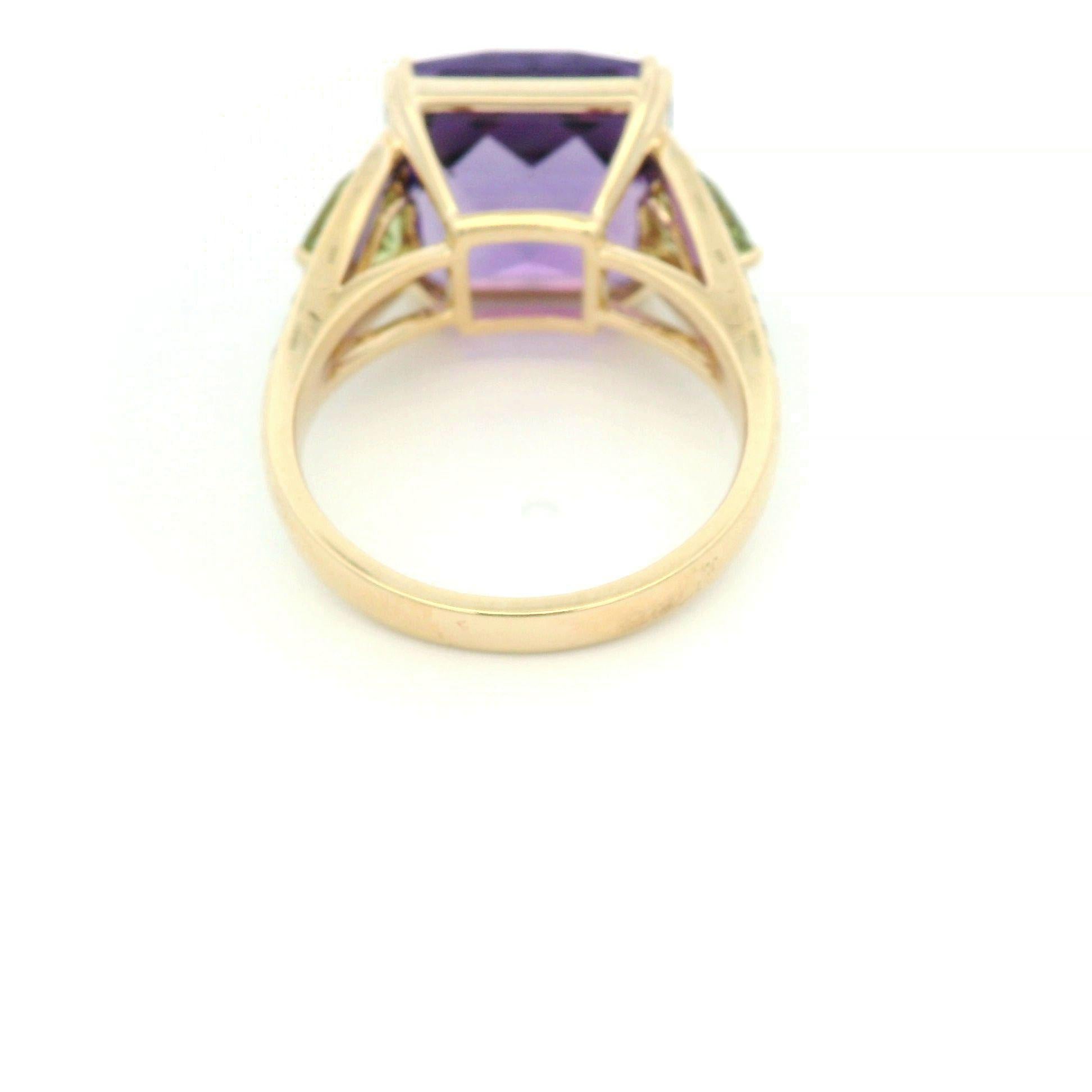 Art Deco 7.6Ct Amethyst Ring & Fancy Saphir＆Diamant in 14 Karat Gold Damen im Angebot