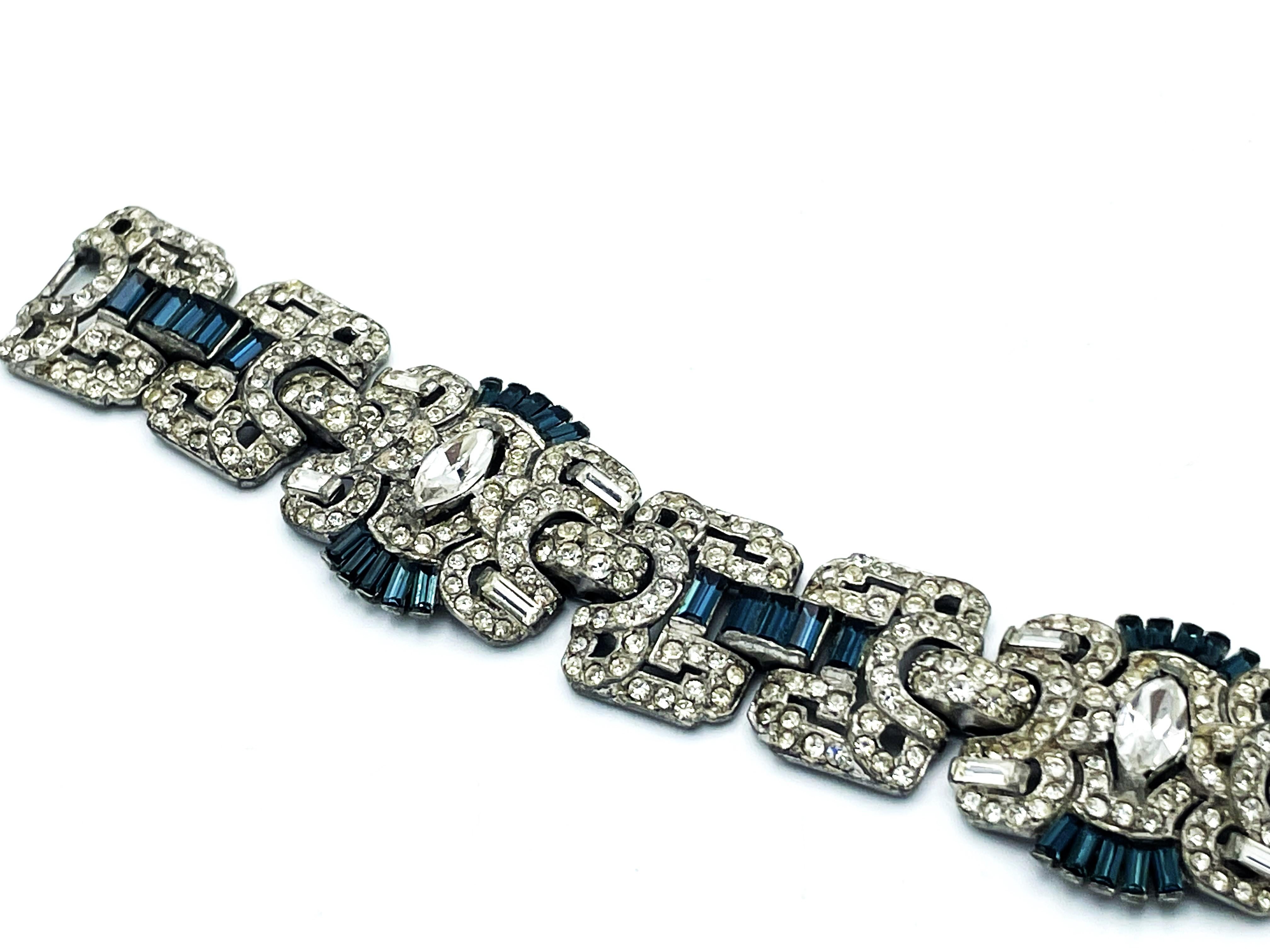 ART DECO SAPPHIRES AND WHITE PASTE COCKTAIL BRACELET, RHODIUM  FRANCE 1920/30s For Sale