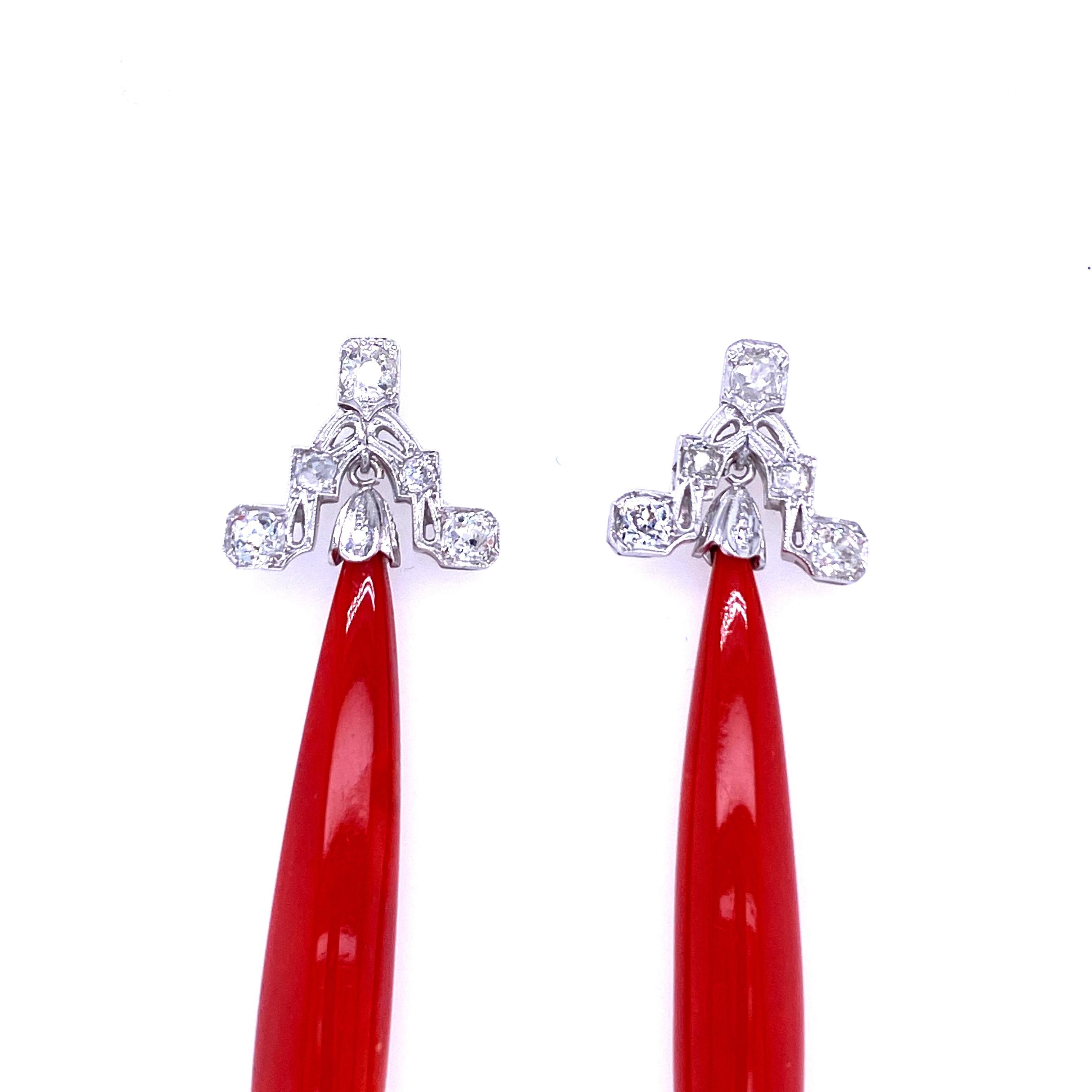 Art Deco Sardinian Coral Diamond Gold Drop Earrings In Excellent Condition For Sale In Napoli, Italy