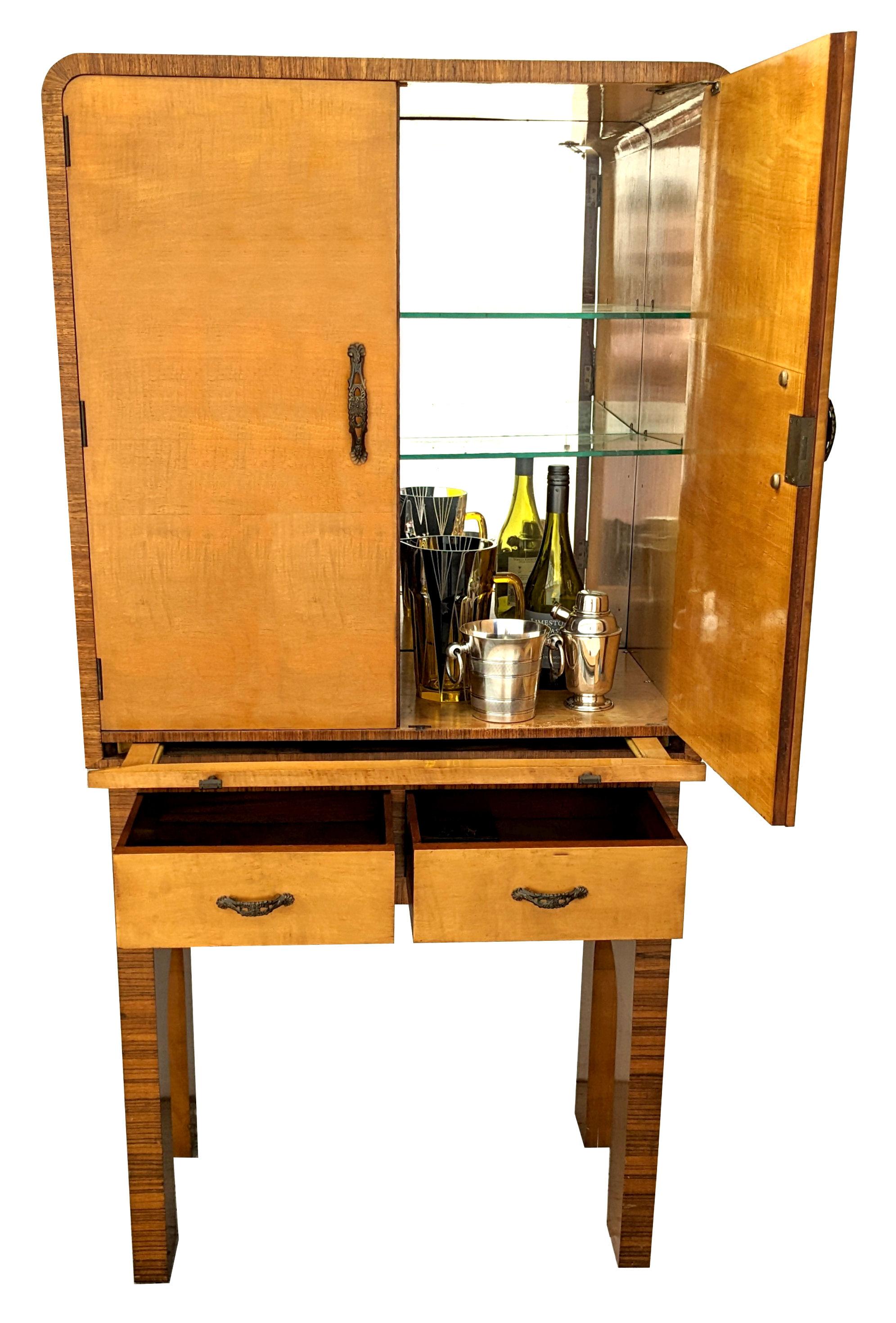 Art Deco Satinwood High End Cocktail Cabinet By Epstein Brothers, c1930 In Good Condition For Sale In Devon, England