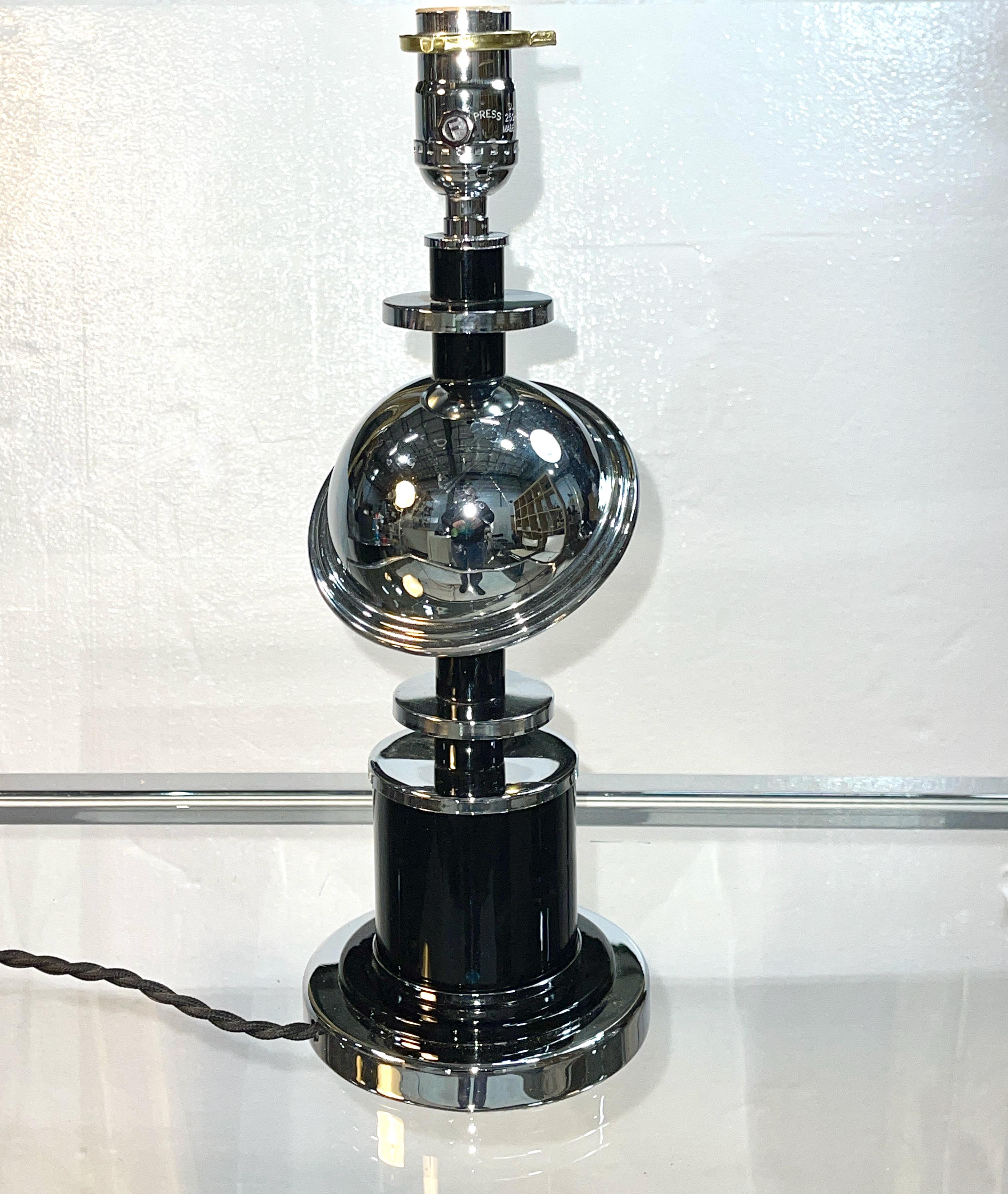 Art Deco Saturn Desk Lamp For Sale 2