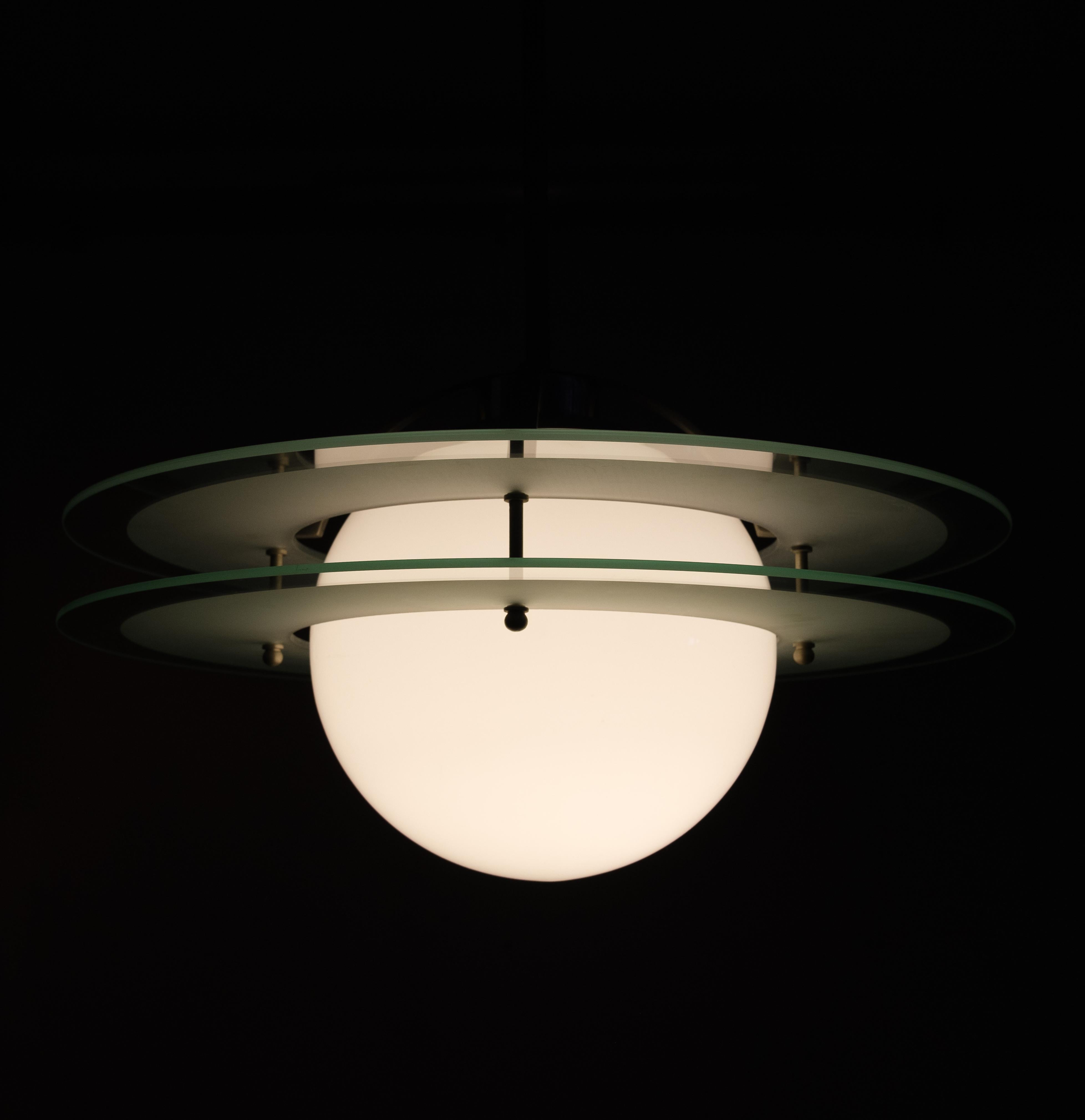 Dutch Art Deco 'Saturn lamp' Willem H Gispen For Sale