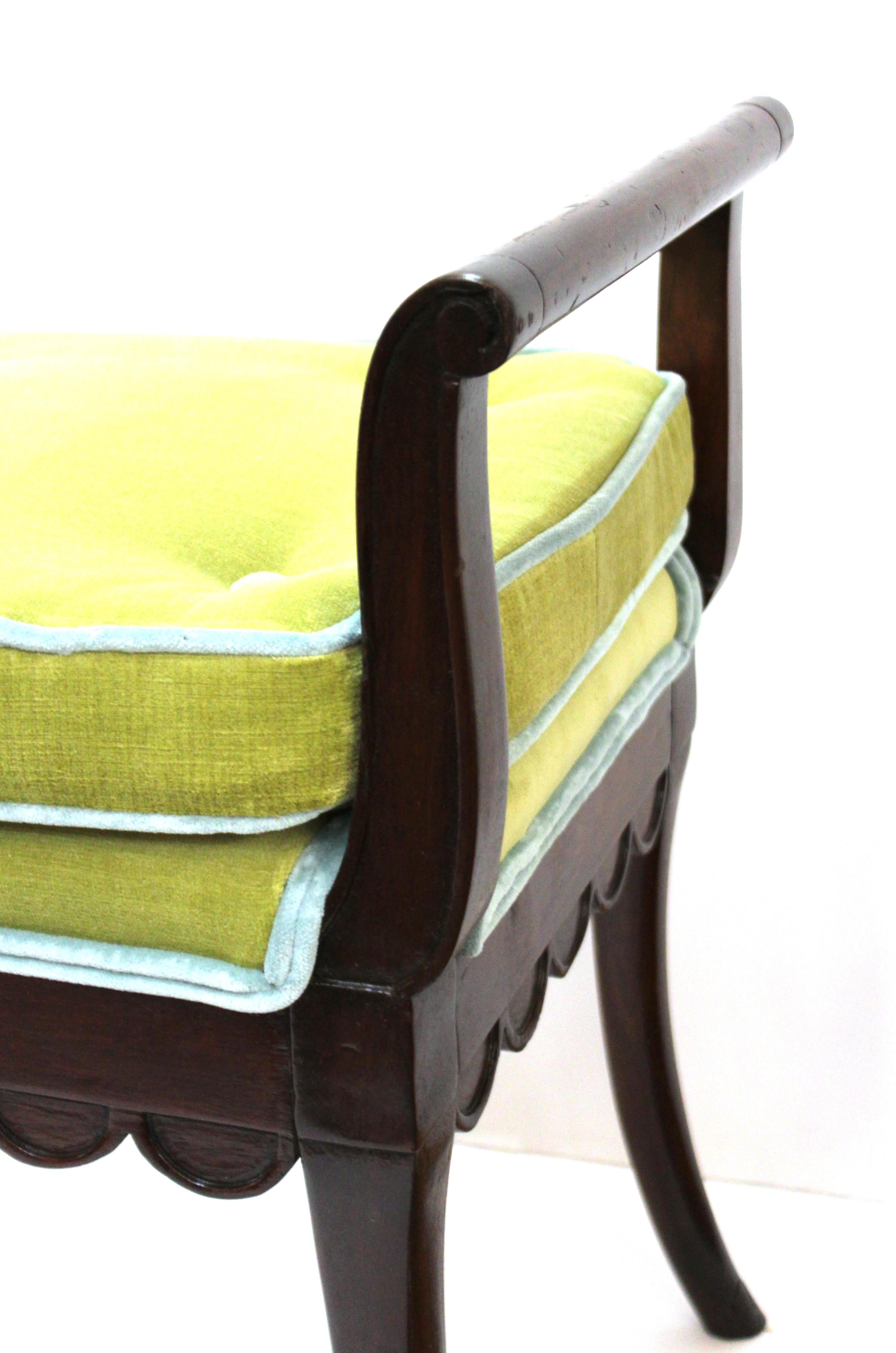 scalloped banquette