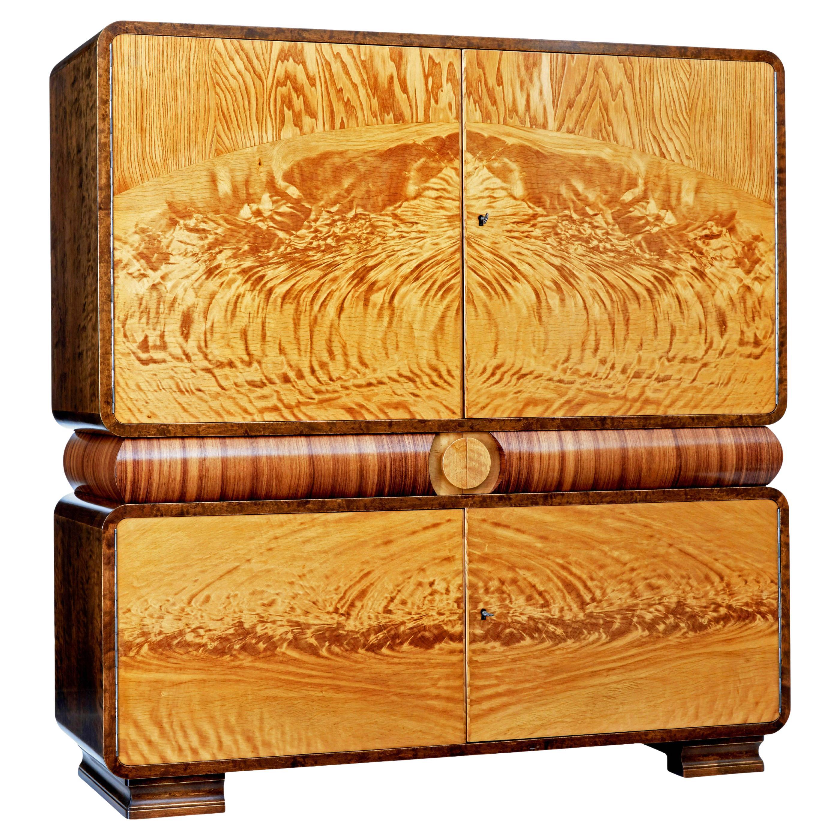 Meuble de rangement scandinave Art déco en bouleau et orme en vente