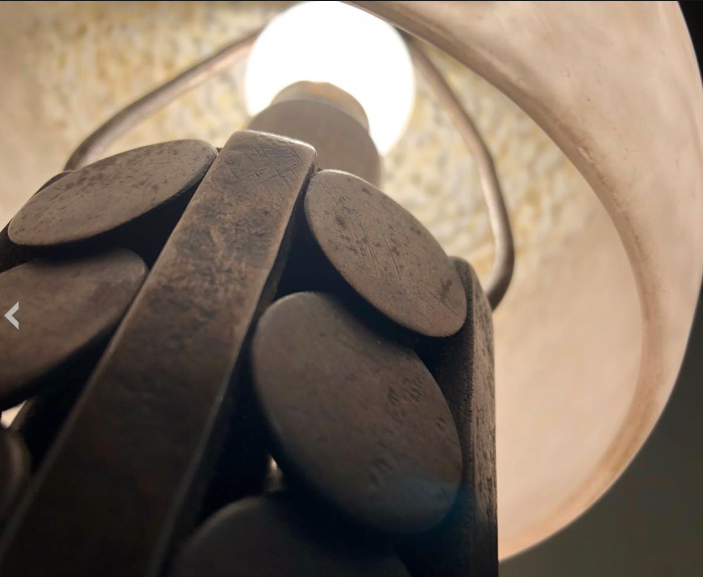 Art Deco Schneider Katona Eisen-Tischlampe aus Eisen im Zustand „Hervorragend“ im Angebot in Oakland, CA