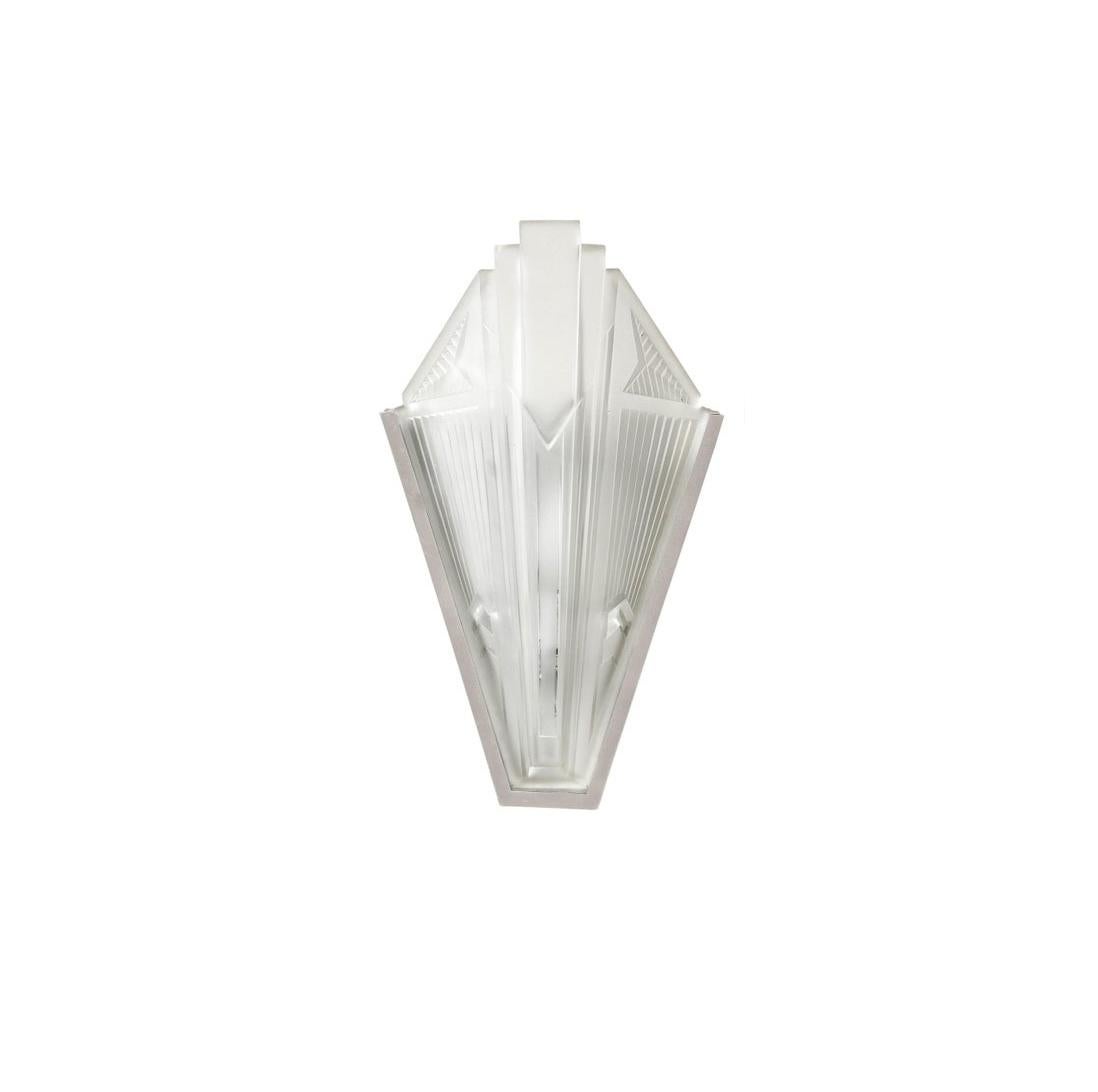 Art Deco Sconce by Société D'exploitation Des Verreries De Bagneaux