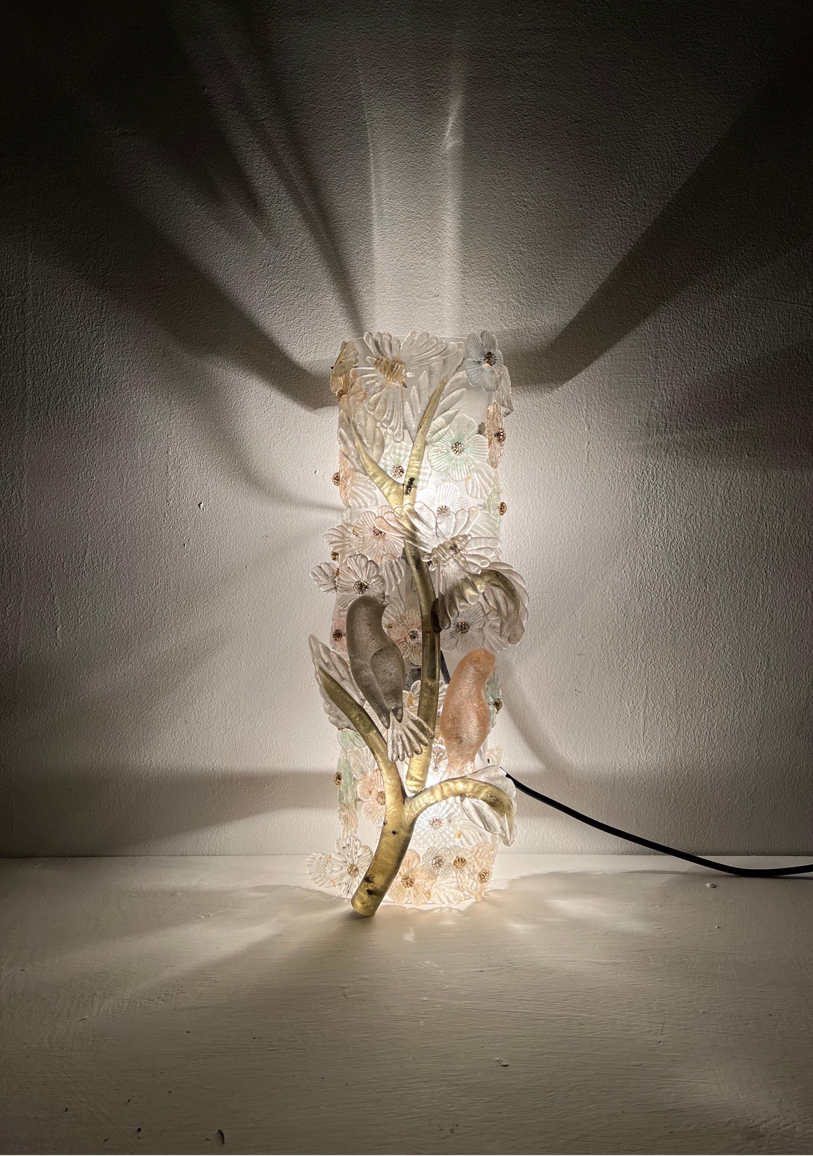 Art Deco Sconce in Hand Sculpted Murano Glass, Italy For Sale 4