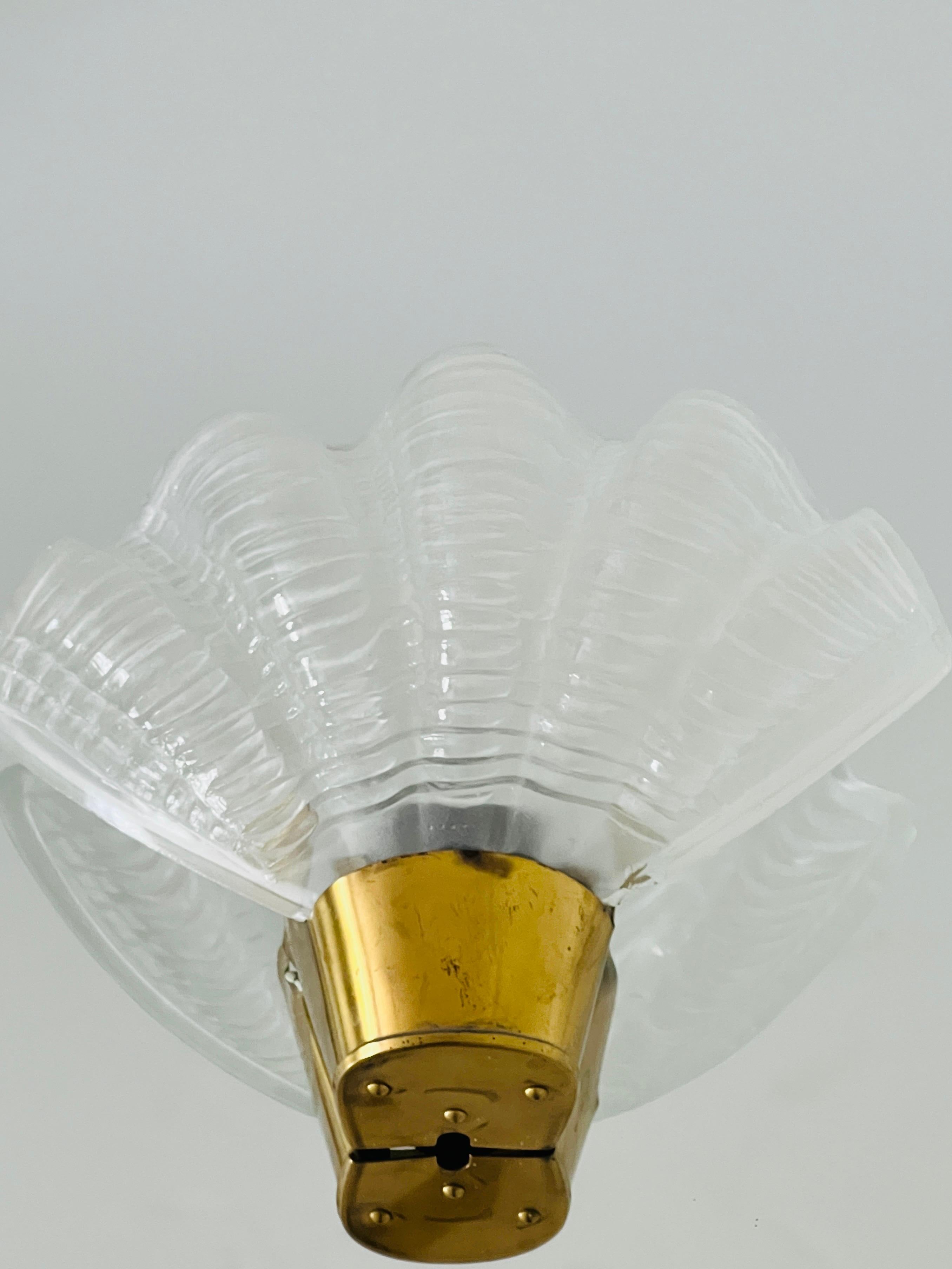 Mid-20th Century Art Deco Sconce with Elegant Shell Design, England, c. 1930's For Sale
