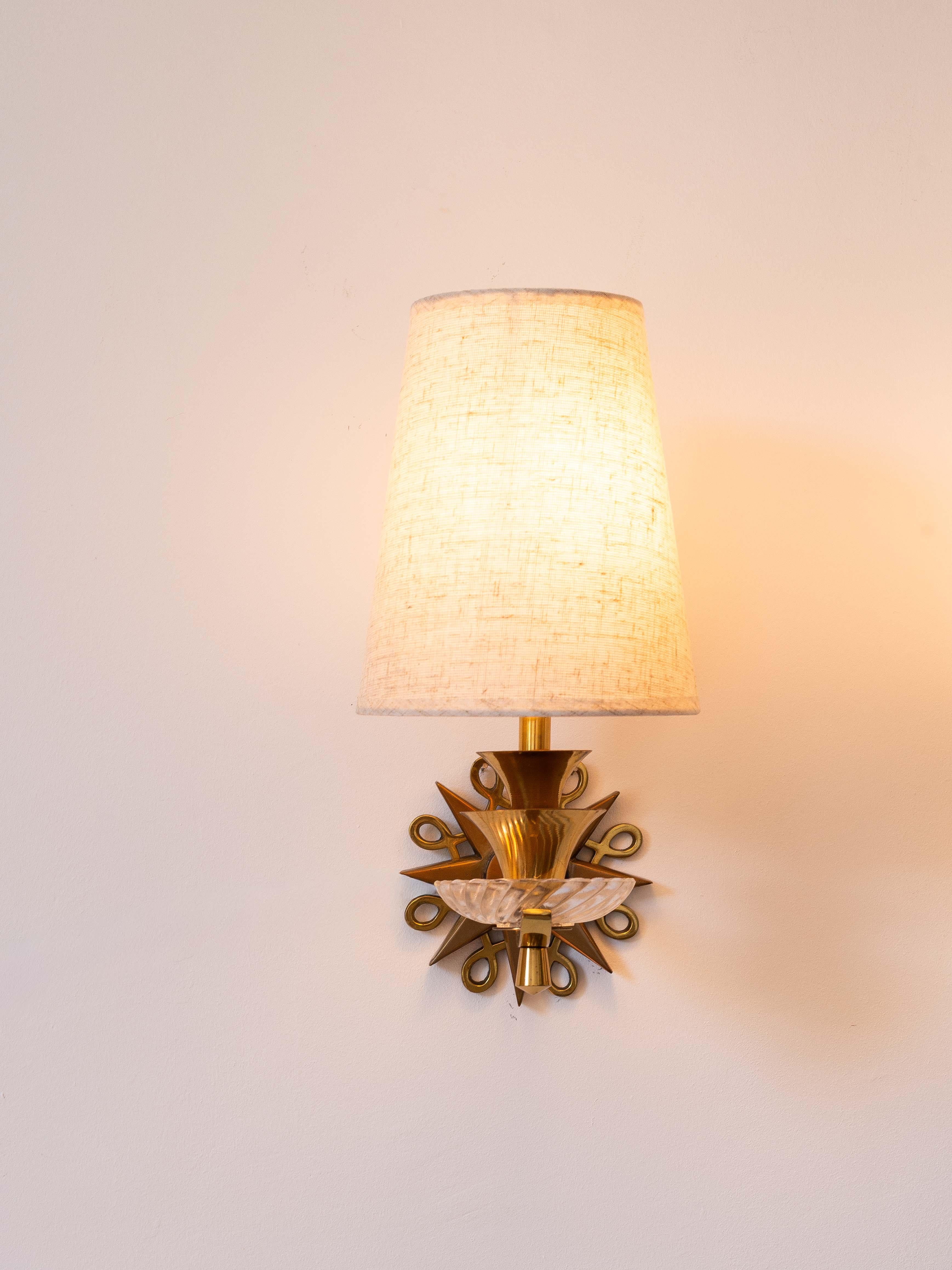 Art Deco Sconces in Brass, Bronze & Glass - in the style of Jules Leleu - 1930s For Sale 2