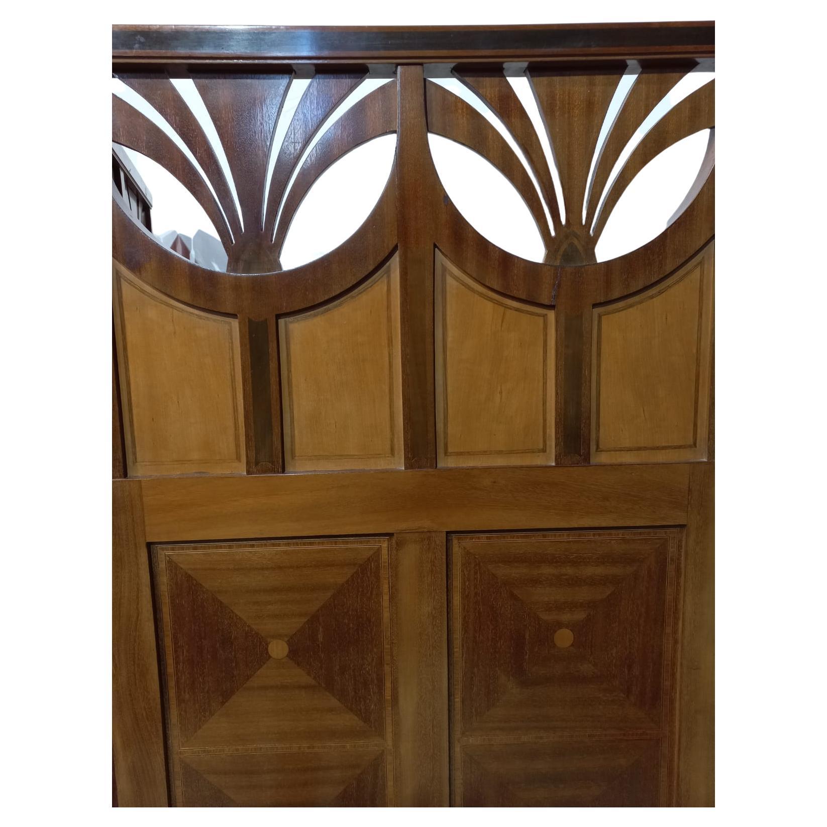 Art Deco screen made of solid wood For Sale 1