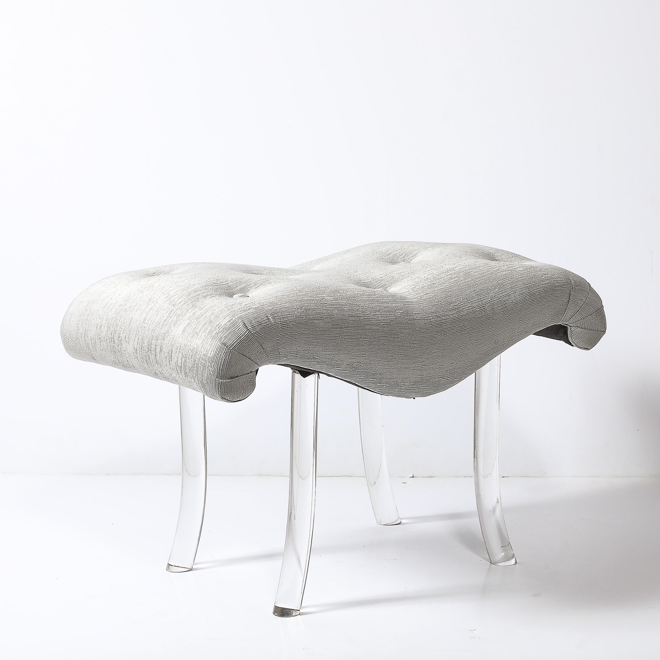 Banc curviligne en lucite Art Déco en forme de volute par Grosfeld House Excellent état - En vente à New York, NY