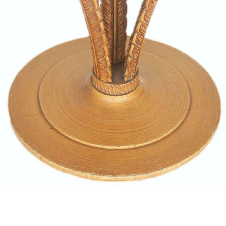 Art-Déco-Beistelltisch aus geformtem, pflaumenfarbenem Holz mit rundem Sockel von Grosfeld House, Paar (Glas) im Angebot