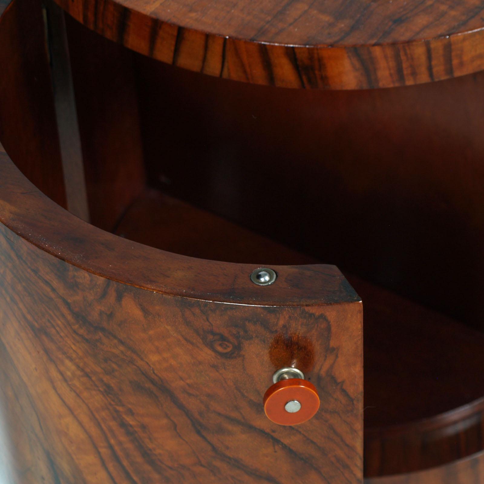 Art Deco Entry Cabinet, Vanity or Dressing Table by Osvaldo Borsani , Burl Walnut For Sale 6