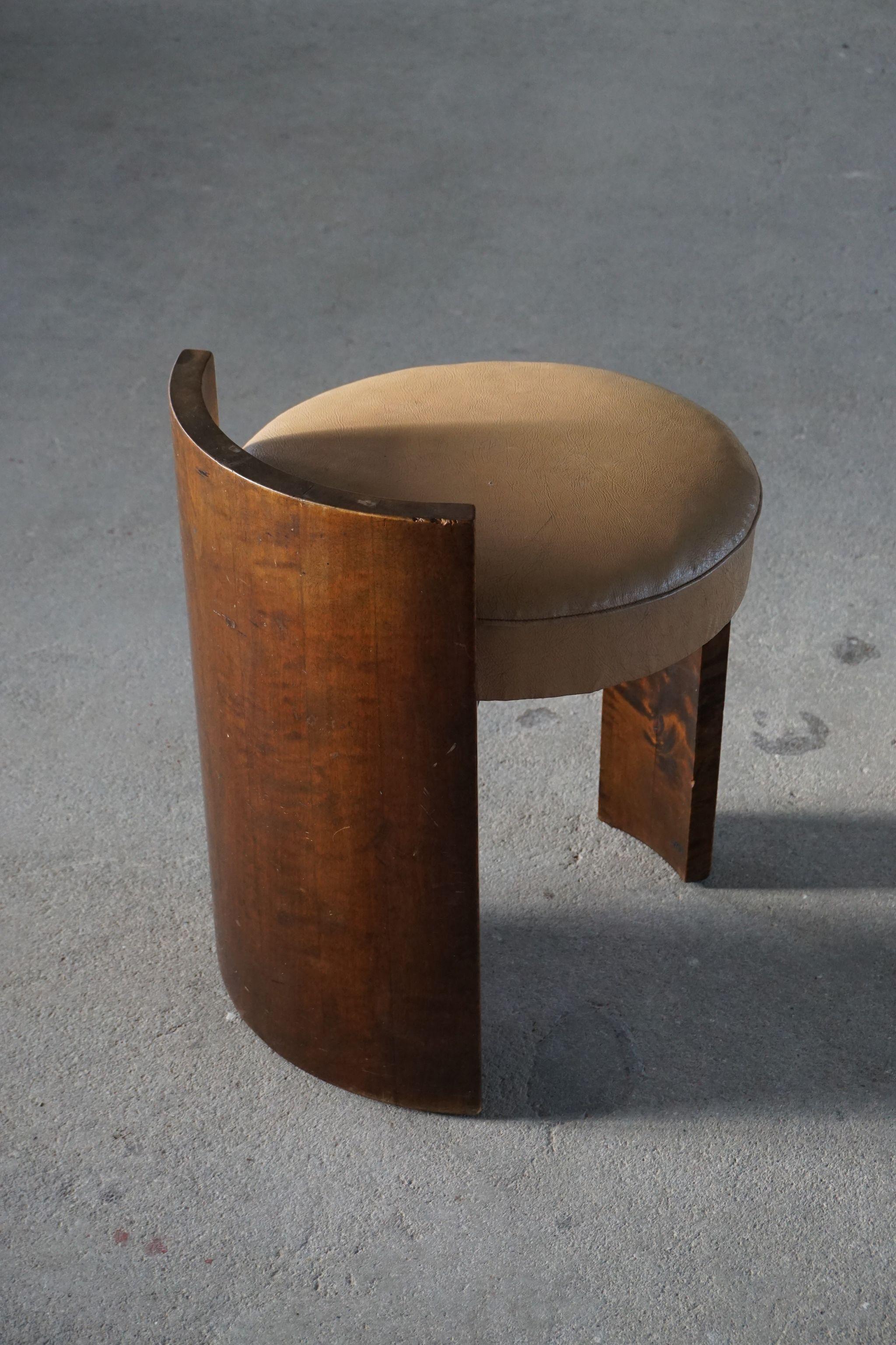 Art Deco Sculptural Flamed Birch & Leather Stool, 1920s 1