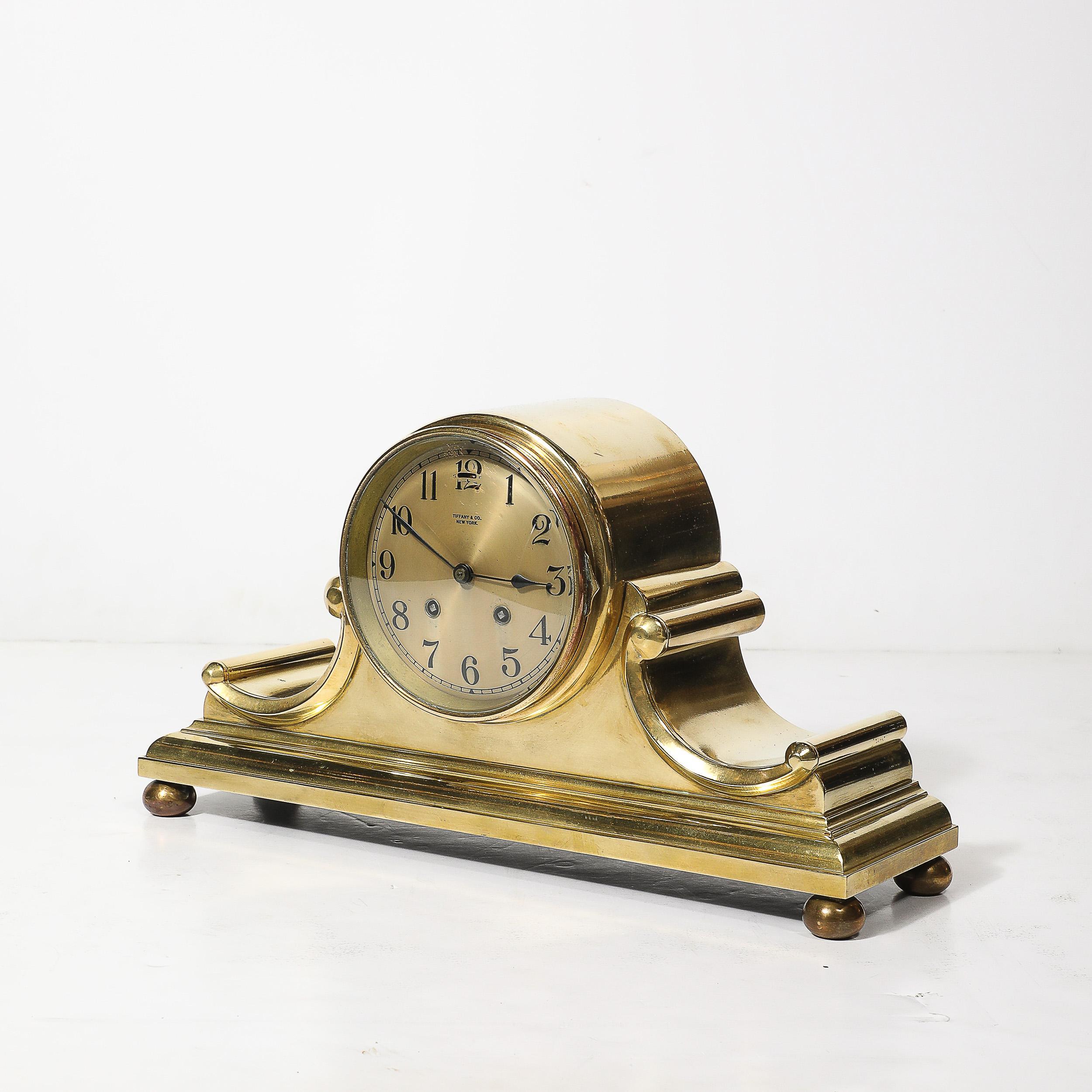 Art Deco-Skulptur aus poliertem Messing Uhr von Chelsea Clock Co. Für Tiffany im Zustand „Hervorragend“ im Angebot in New York, NY
