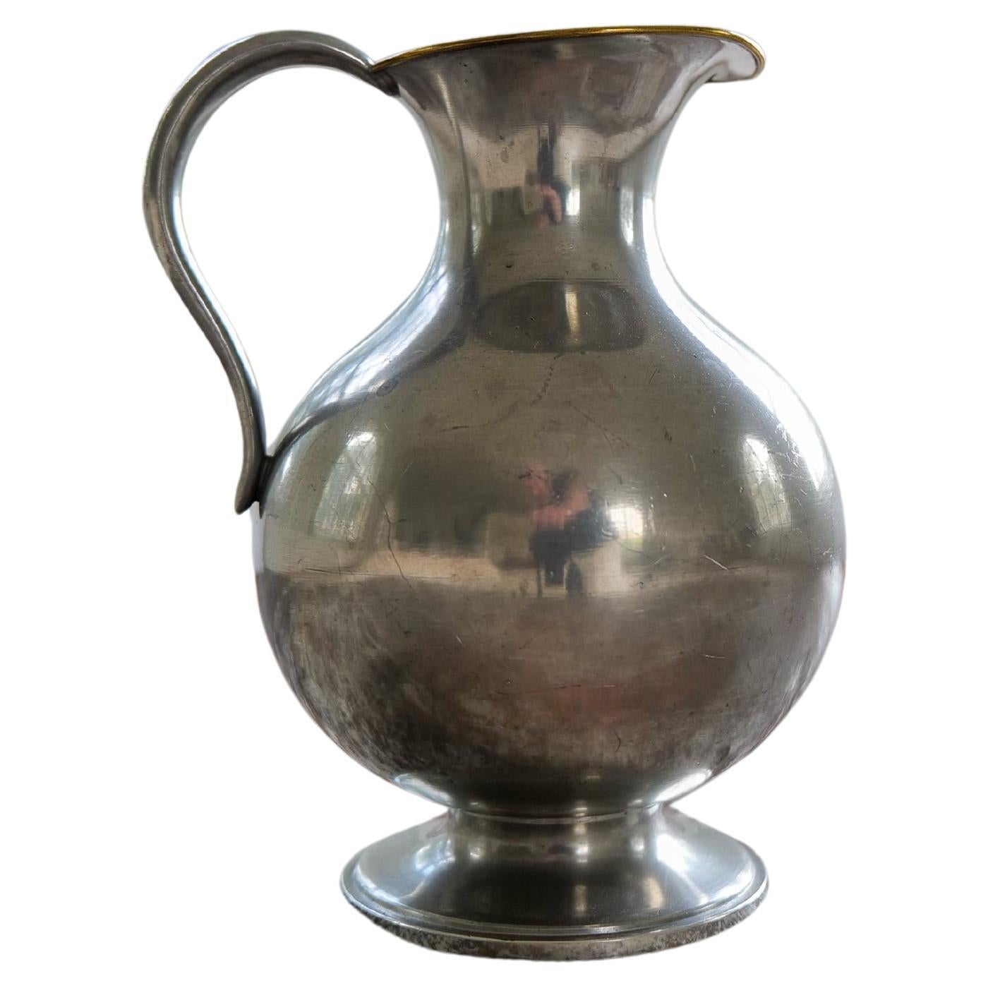 Vaso / Decanter scultoreo Art Deco in peltro Svezia GAB anni '30