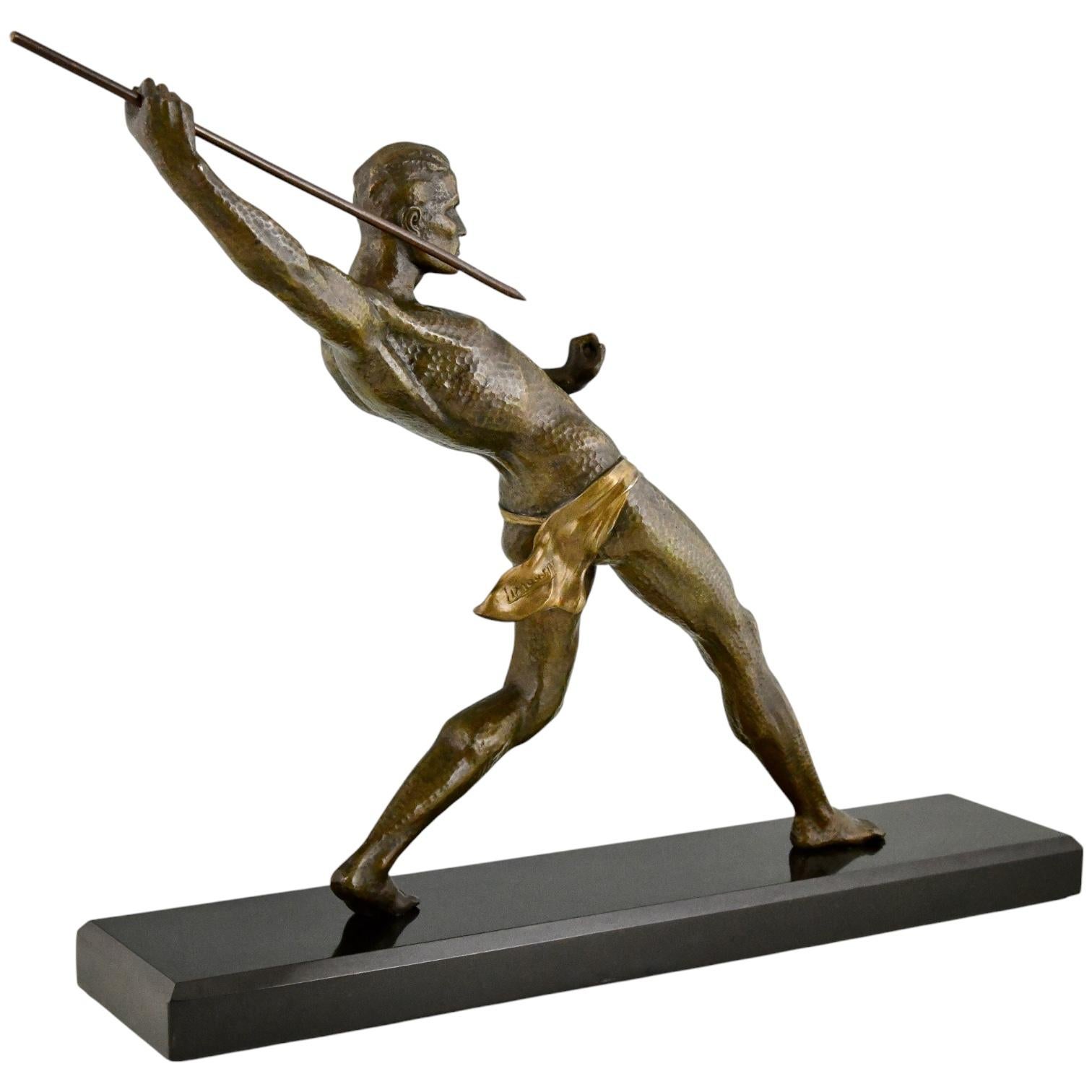 Sculpture Art déco représentant un athlète avec lancer de javelin à lance signée par Limousin, 1930. en vente 1