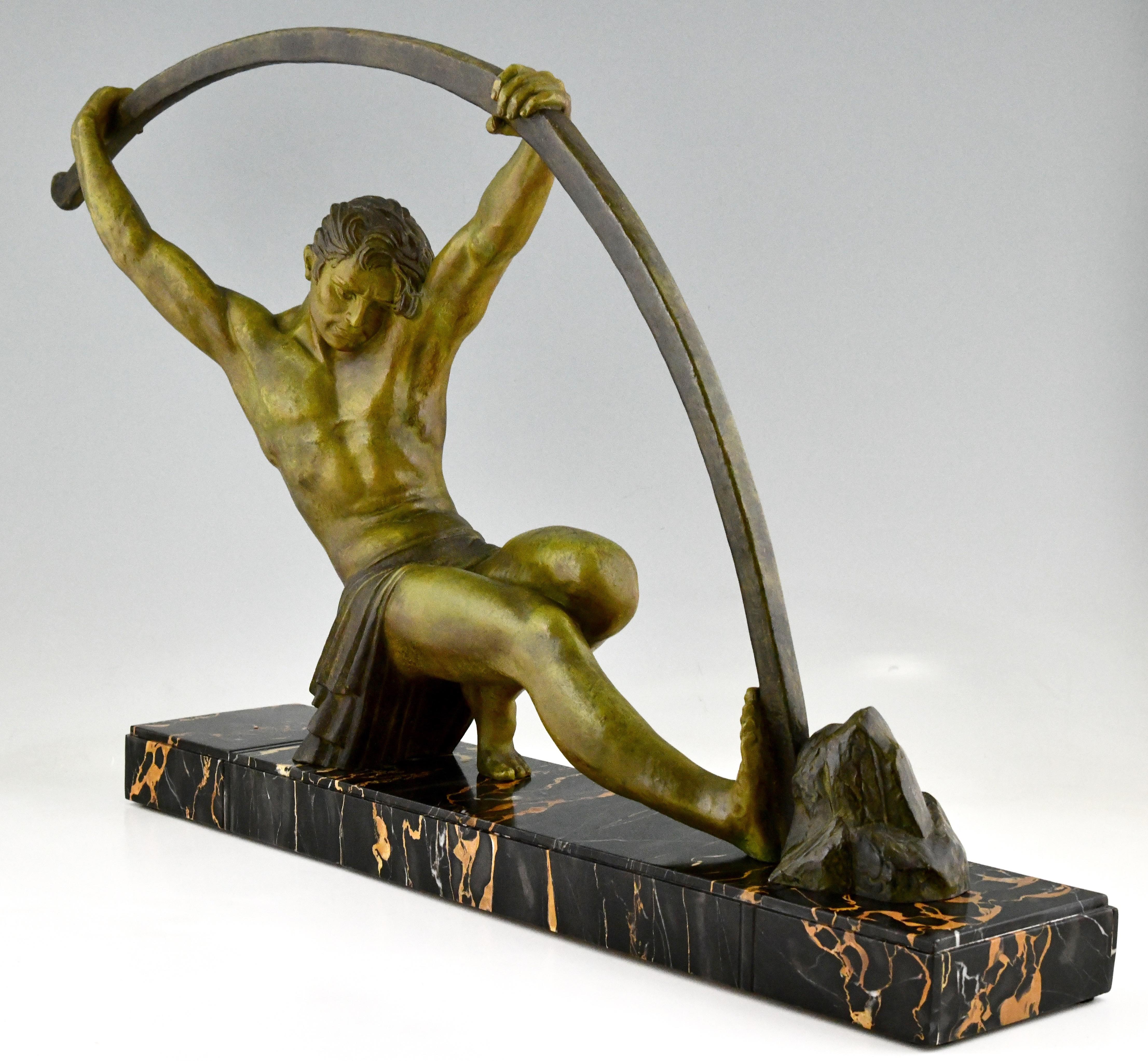 French Art Deco Sculpture Bending Bar Man L'age Du Bronze Demetre H. Chiparus, 1930